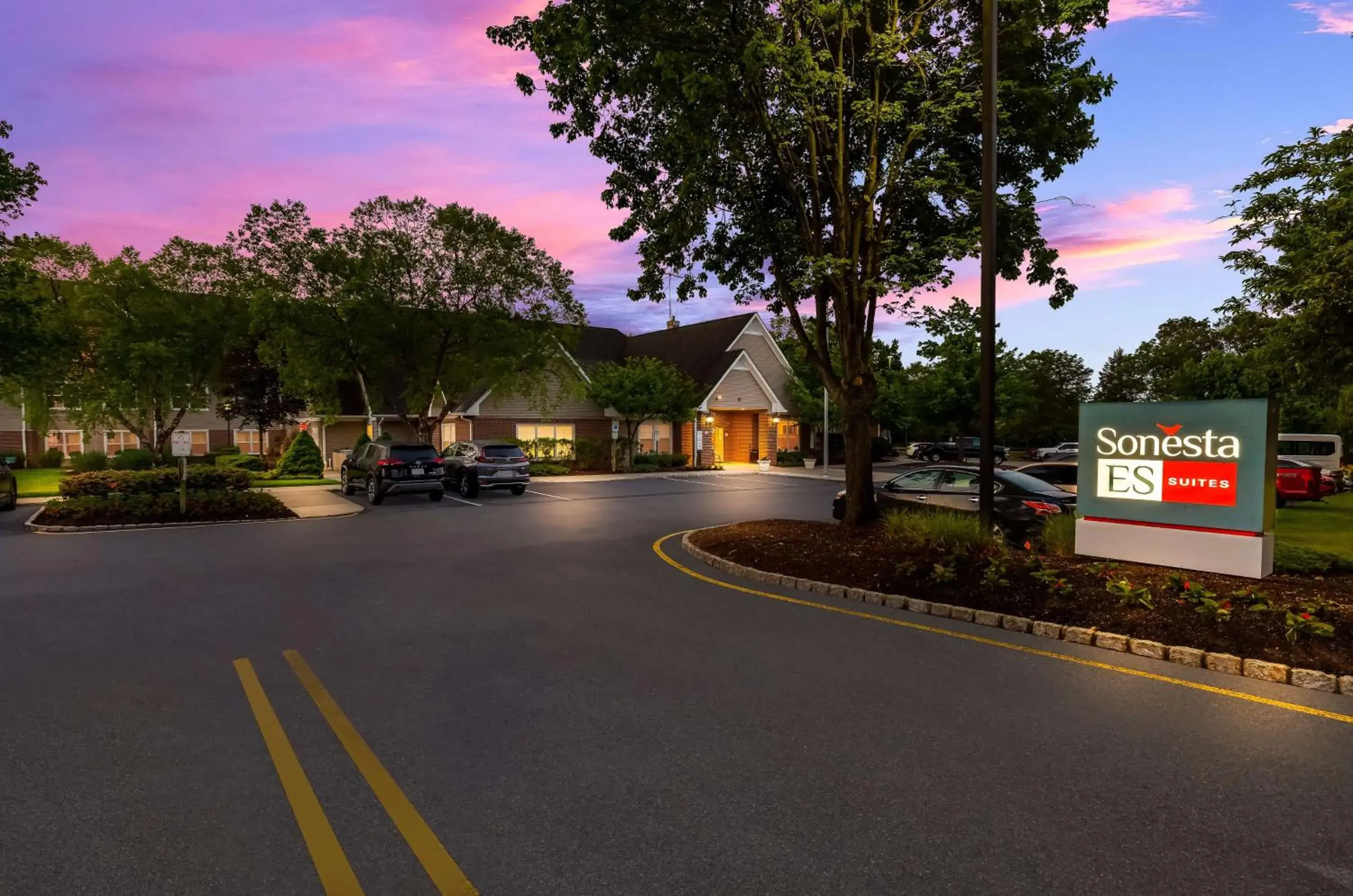 Property building in Sonesta ES Suites Parsippany Morris Plains Property building in Sonesta ES Suites Parsippany Morris Plains