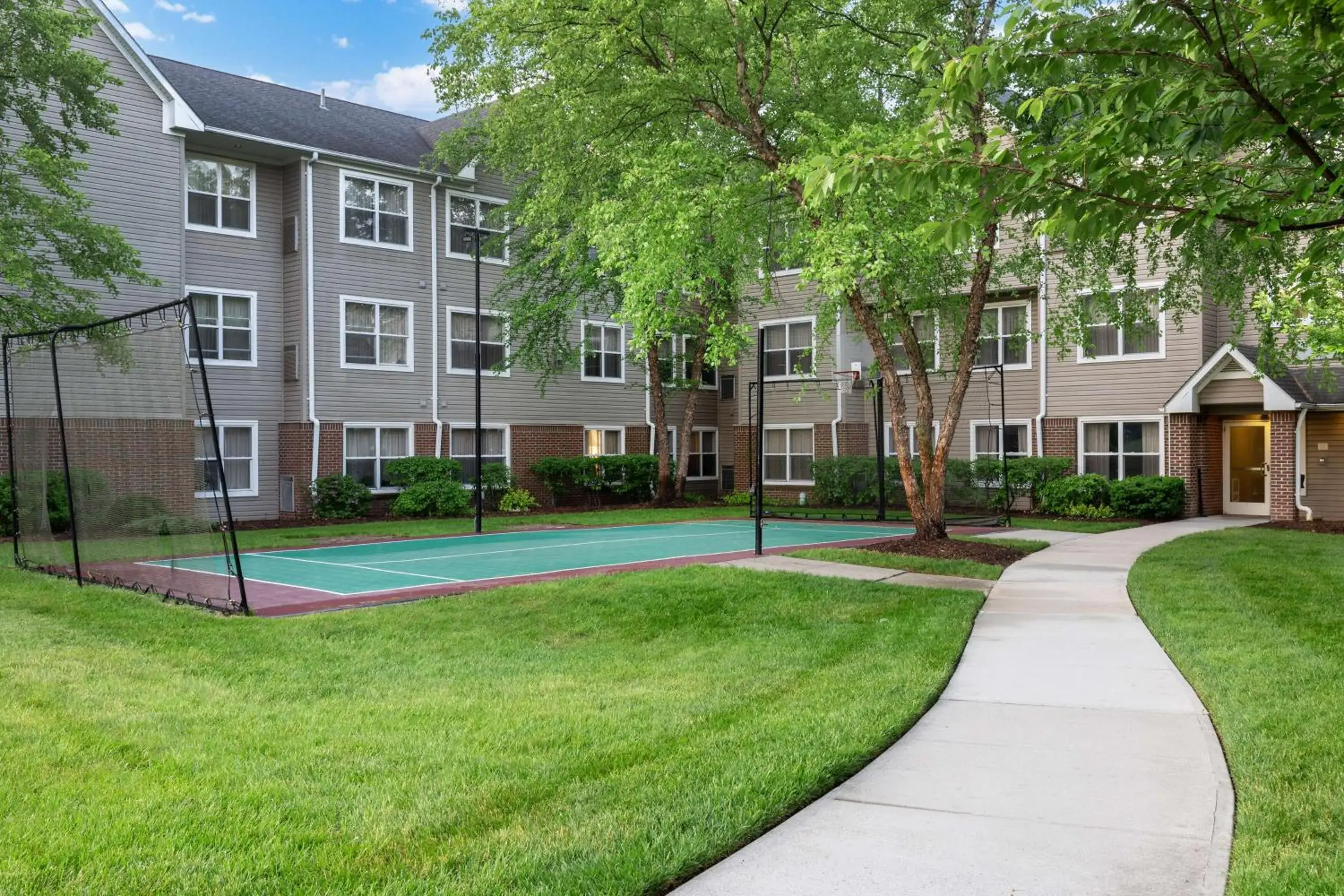 Property building in Sonesta ES Suites Parsippany Morris Plains Property building in Sonesta ES Suites Parsippany Morris Plains