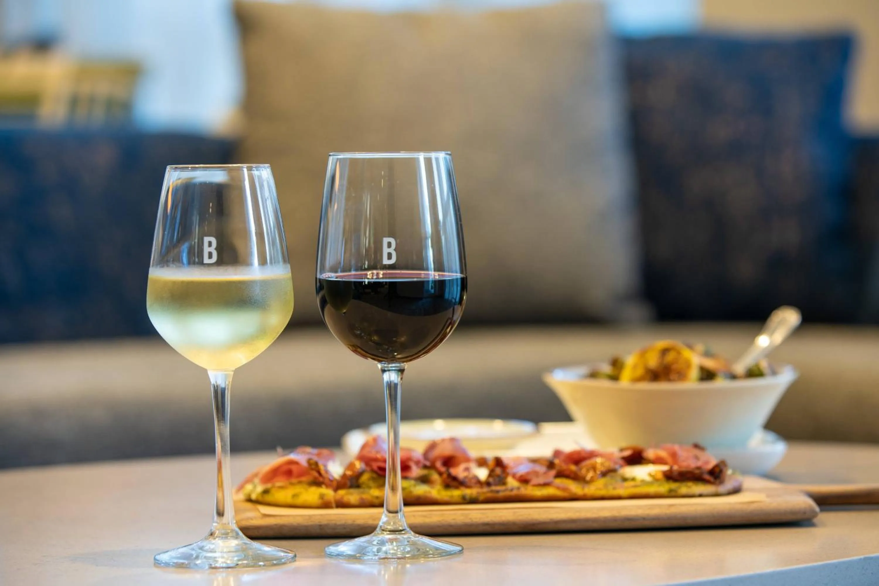 Restaurant/places to eat in Courtyard by Marriott Fort Lauderdale Airport & Cruise Port