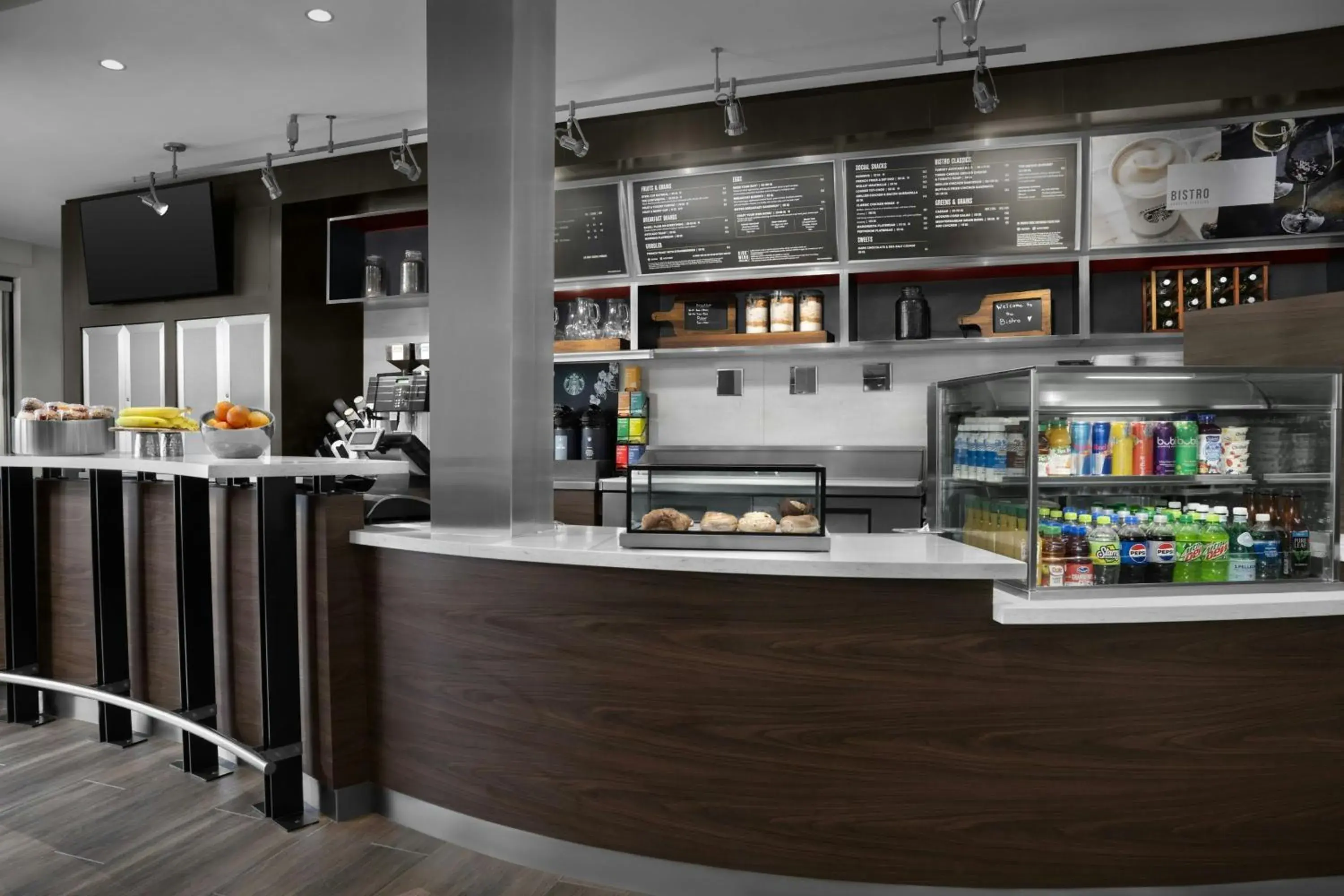 Breakfast in Courtyard Spokane Downtown at the Convention Center Breakfast in Courtyard Spokane Downtown at the Convention Center