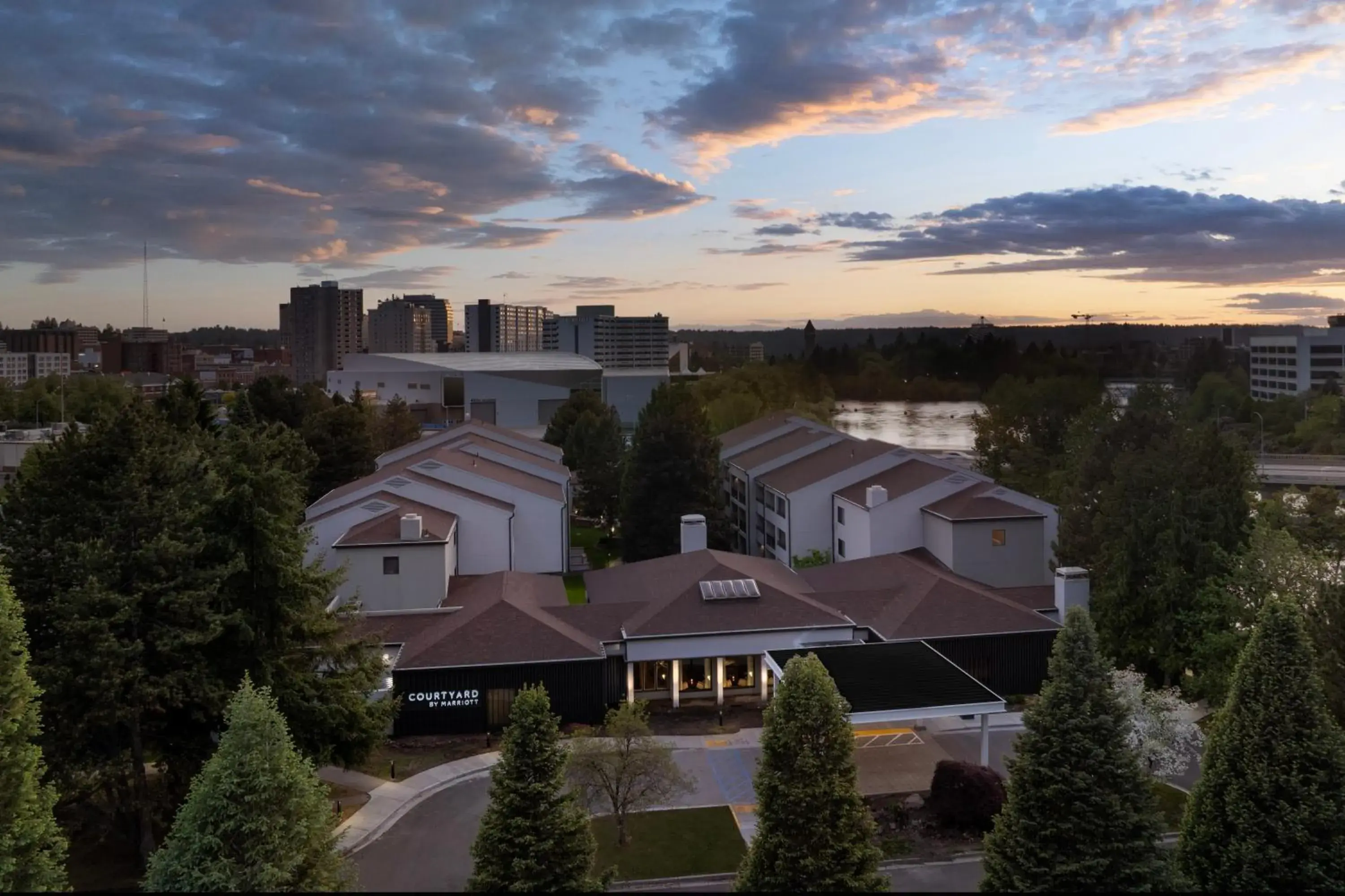 Property building in Courtyard Spokane Downtown at the Convention Center Property building in Courtyard Spokane Downtown at the Convention Center