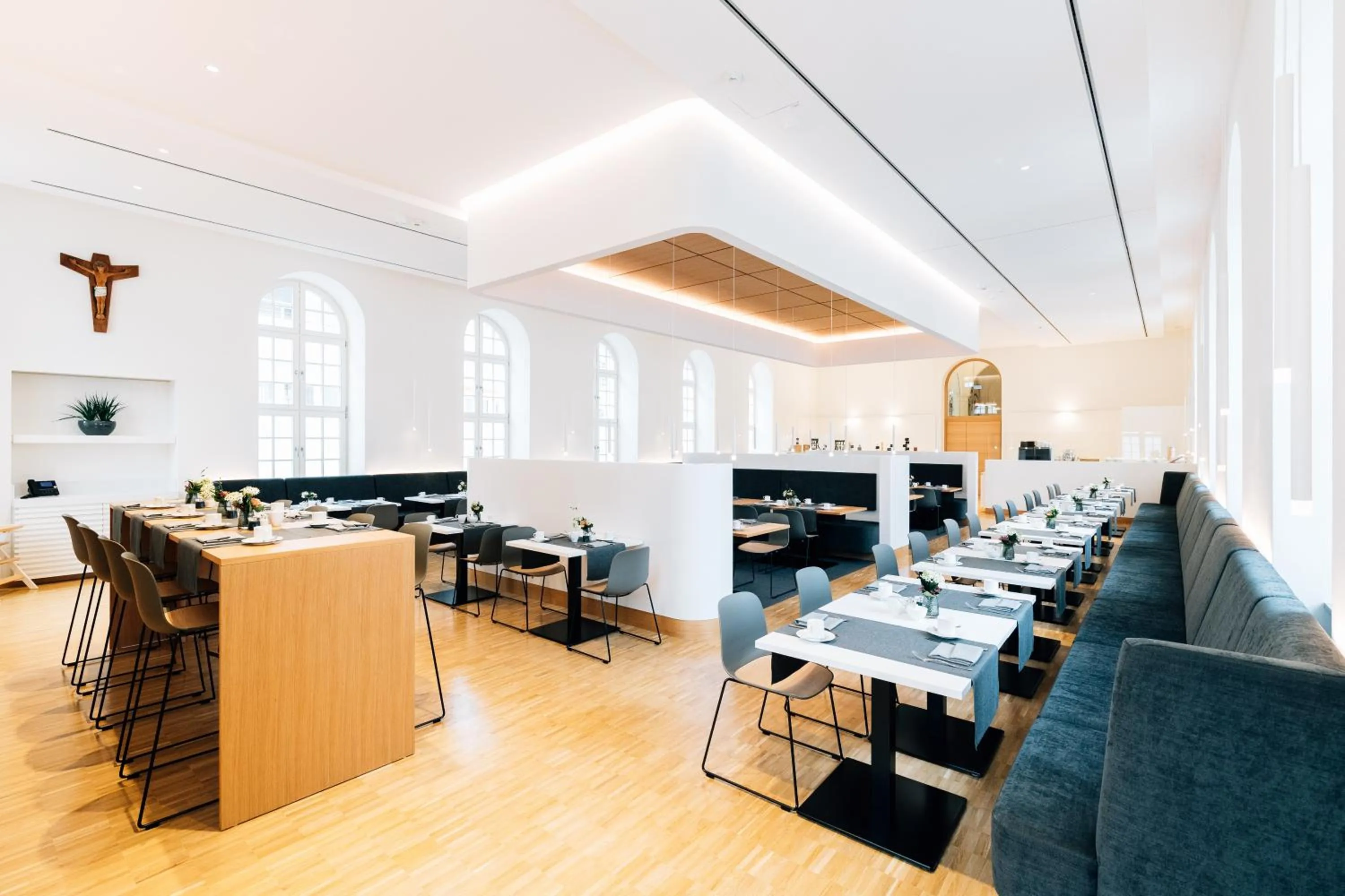 Restaurant/places to eat in Bildungs- und Tagungshaus Liborianum