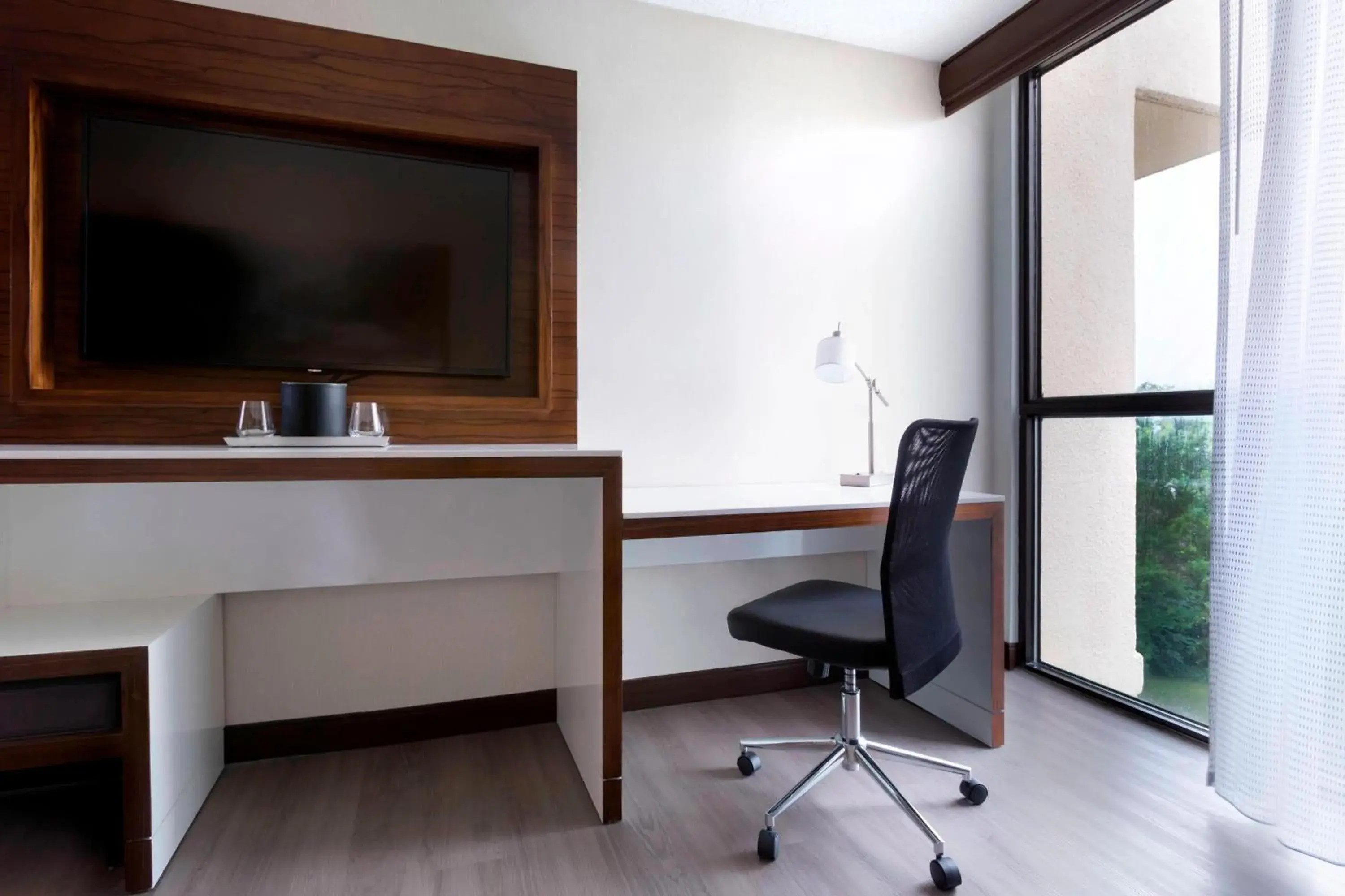 King Room in Greensboro-High Point Marriott Airport King Room in Greensboro-High Point Marriott Airport