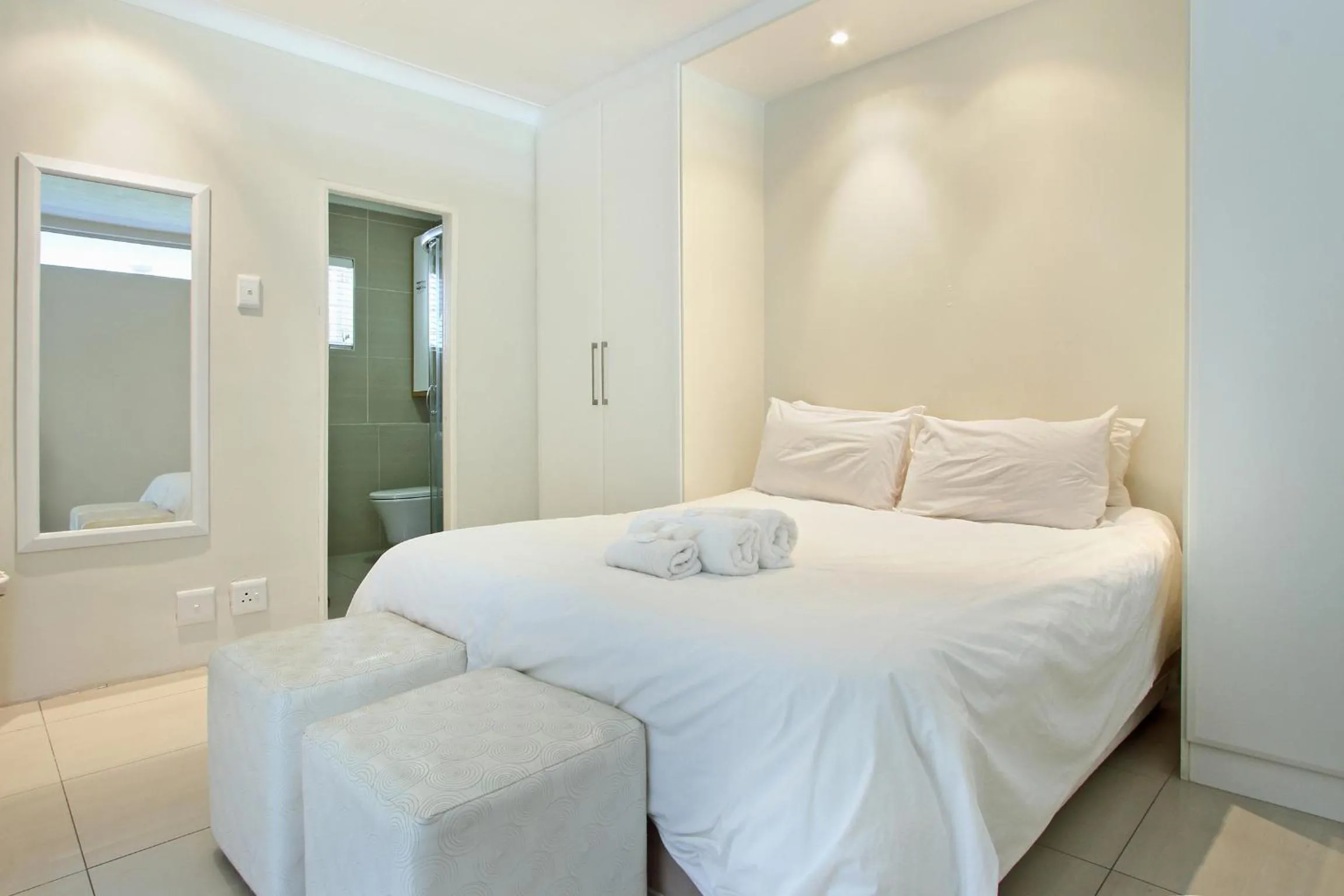 Bedroom, Bed in Sandringham