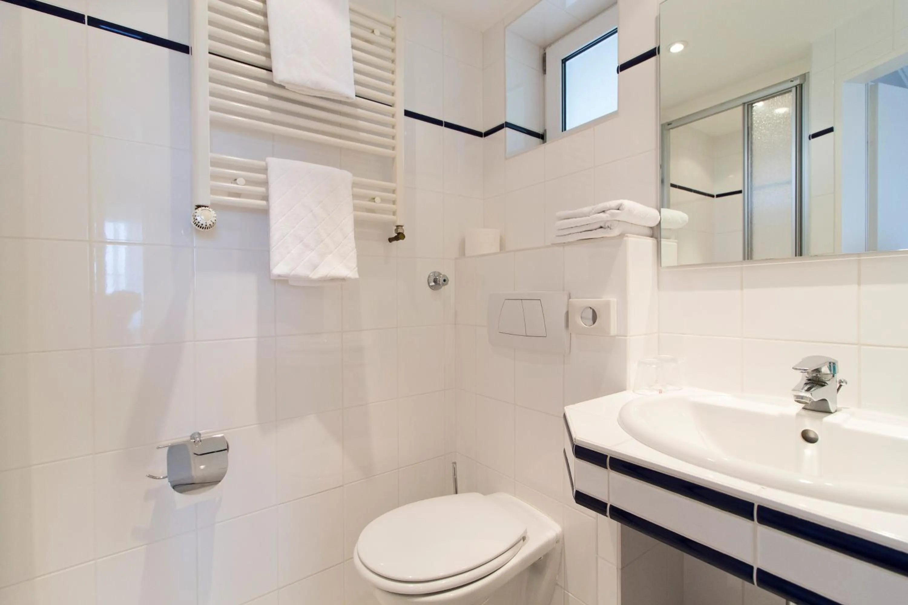 Bathroom in Hotel Seeblick Garni