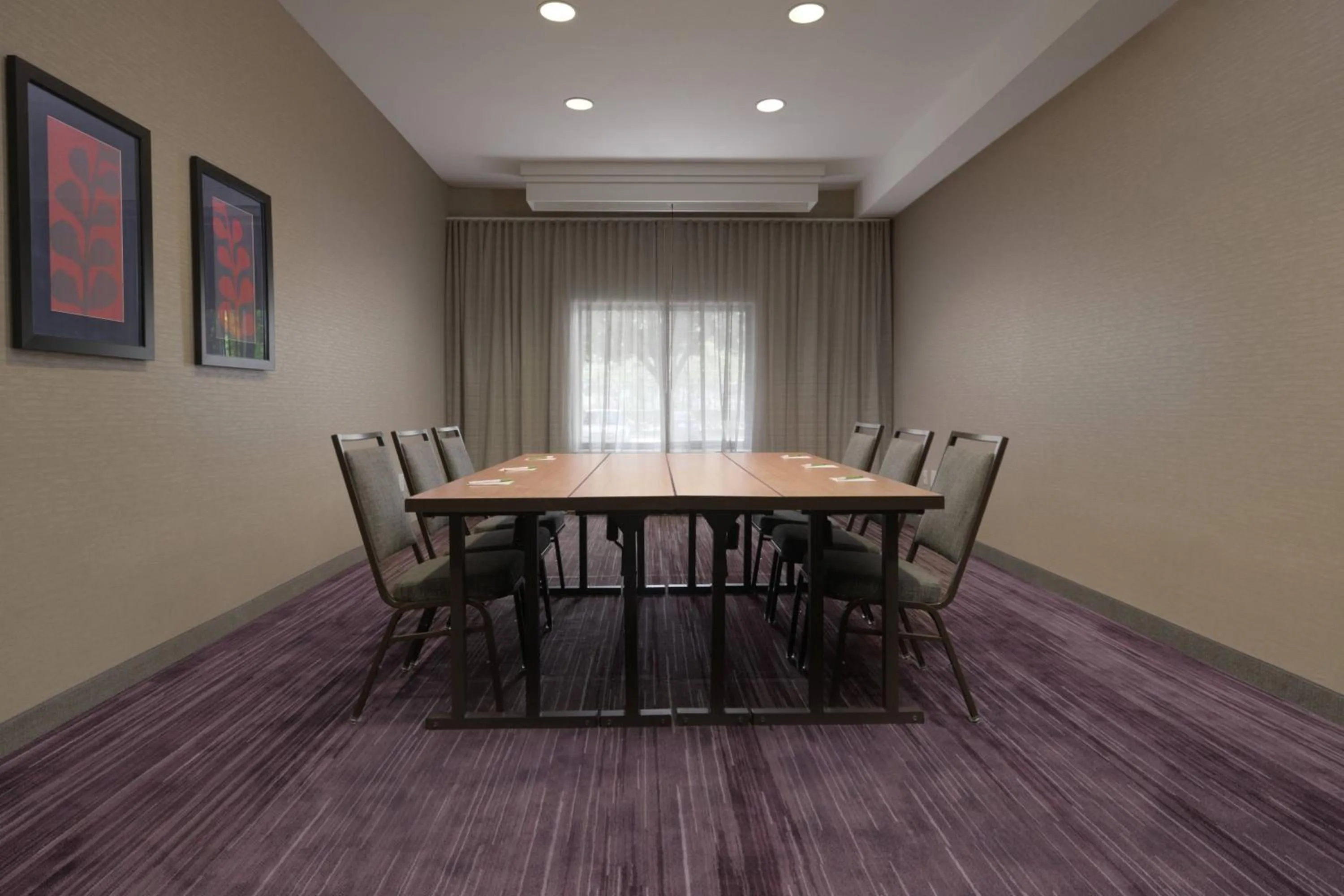Meeting/conference room in Courtyard by Marriott Houston Northwest