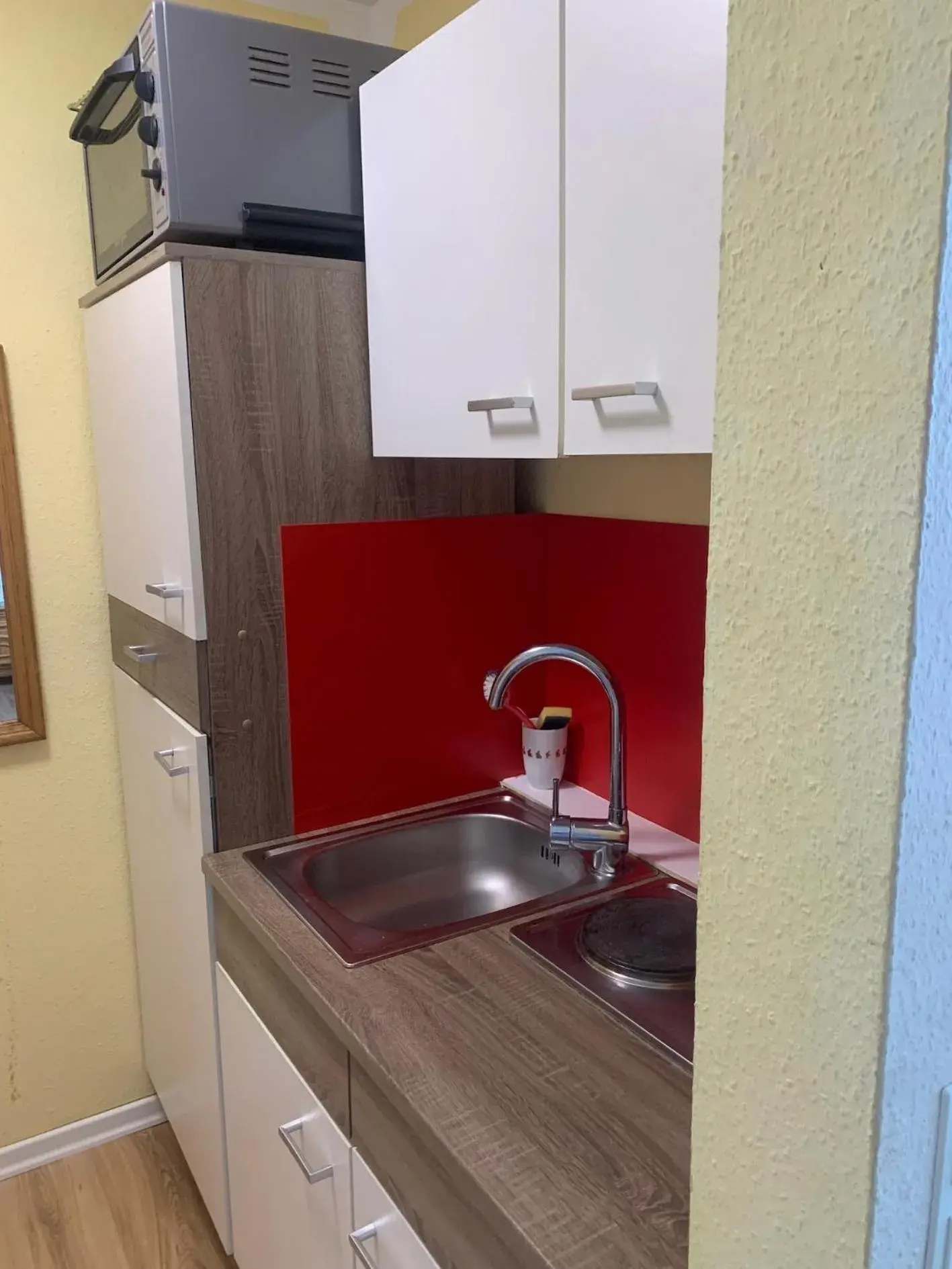 Studio with Balcony in Hotel Schweizerhof Studio with Balcony in Hotel Schweizerhof