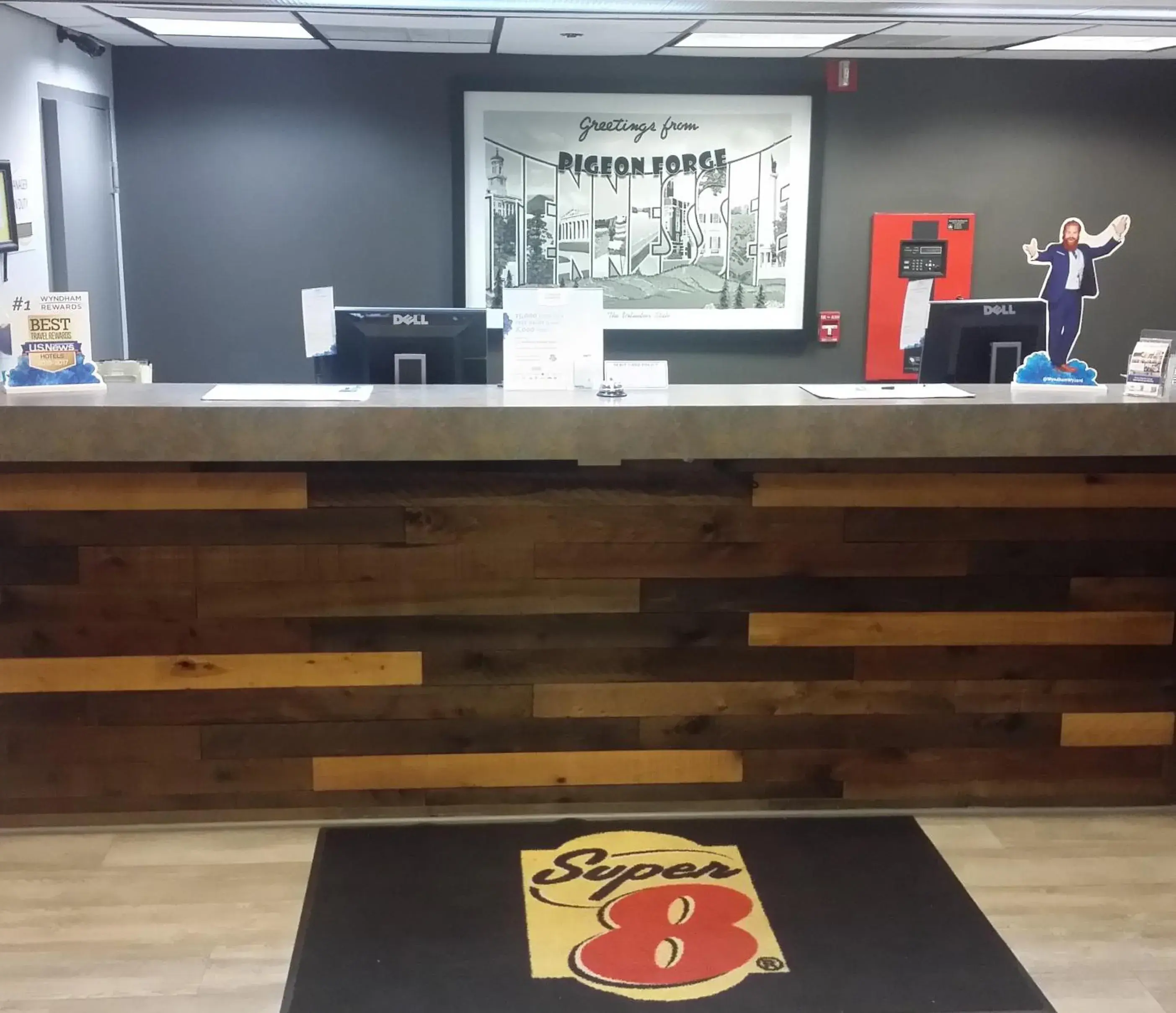 Lobby or reception in Super 8 by Wyndham Pigeon Forge-Emert St Lobby or reception in Super 8 by Wyndham Pigeon Forge-Emert St