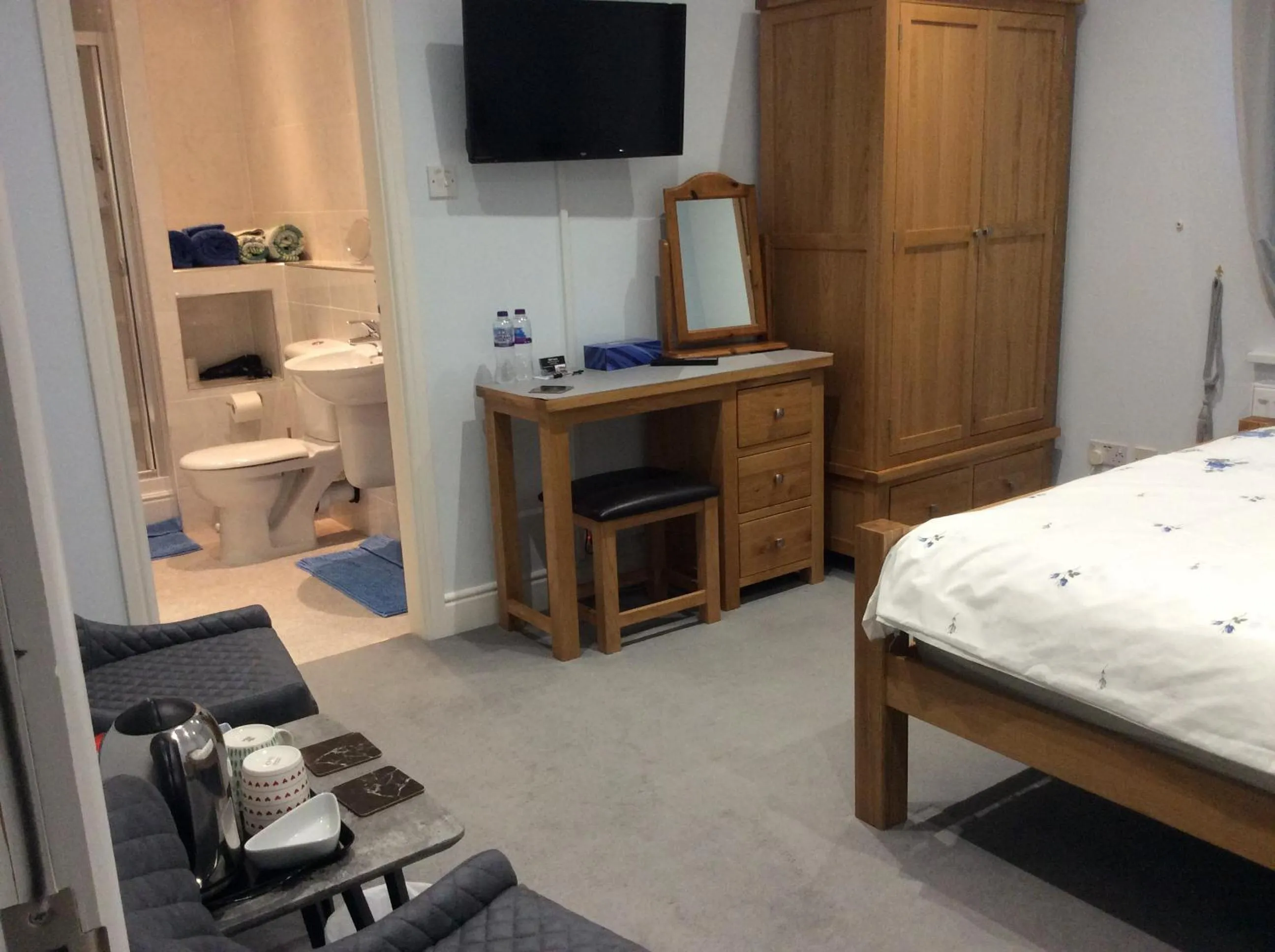 Bedroom, Bed in Mill Farm B&B