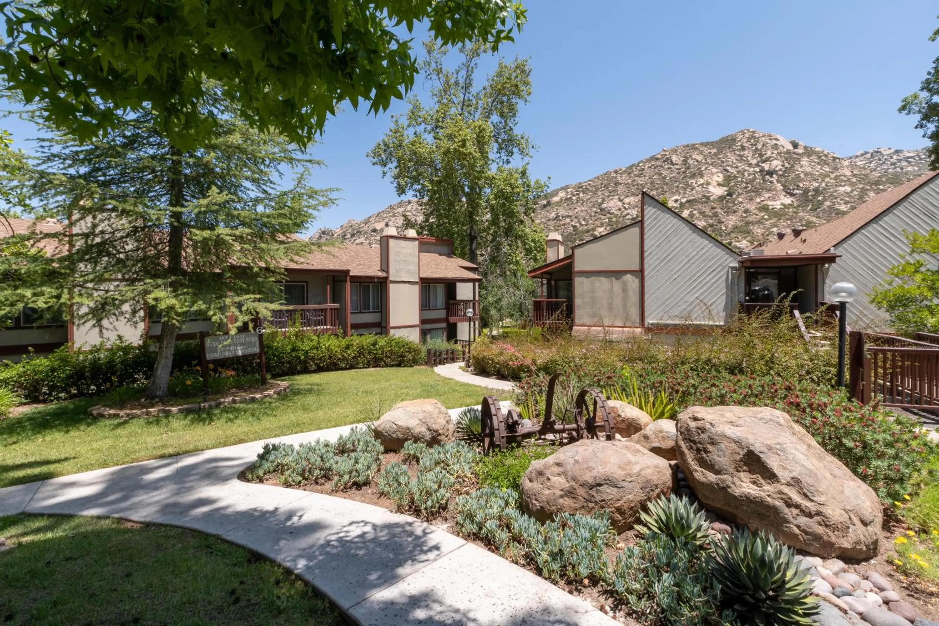 Property building in San Diego Country Estates