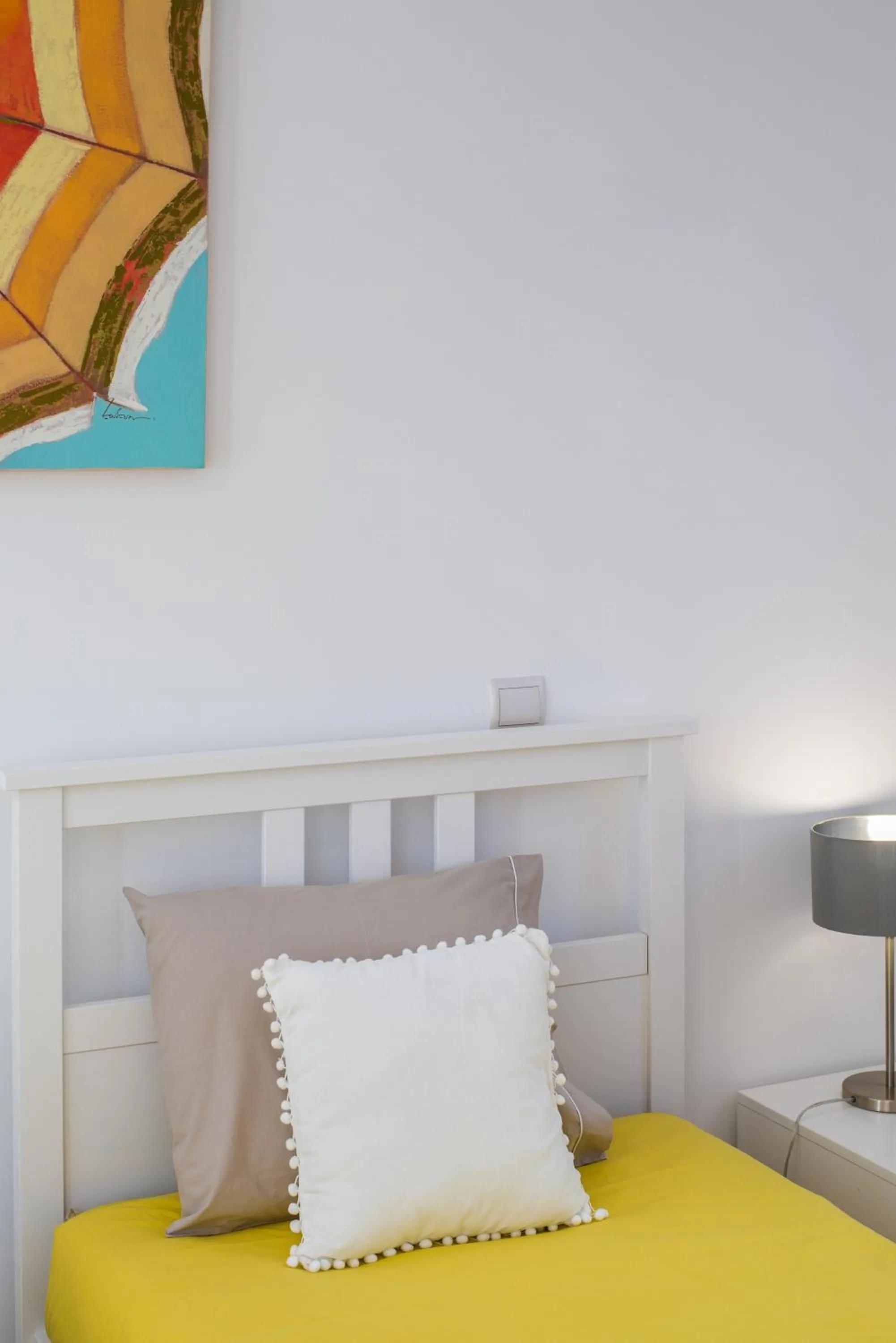 Decorative detail, Bed in The Bay View - by LovelyStay