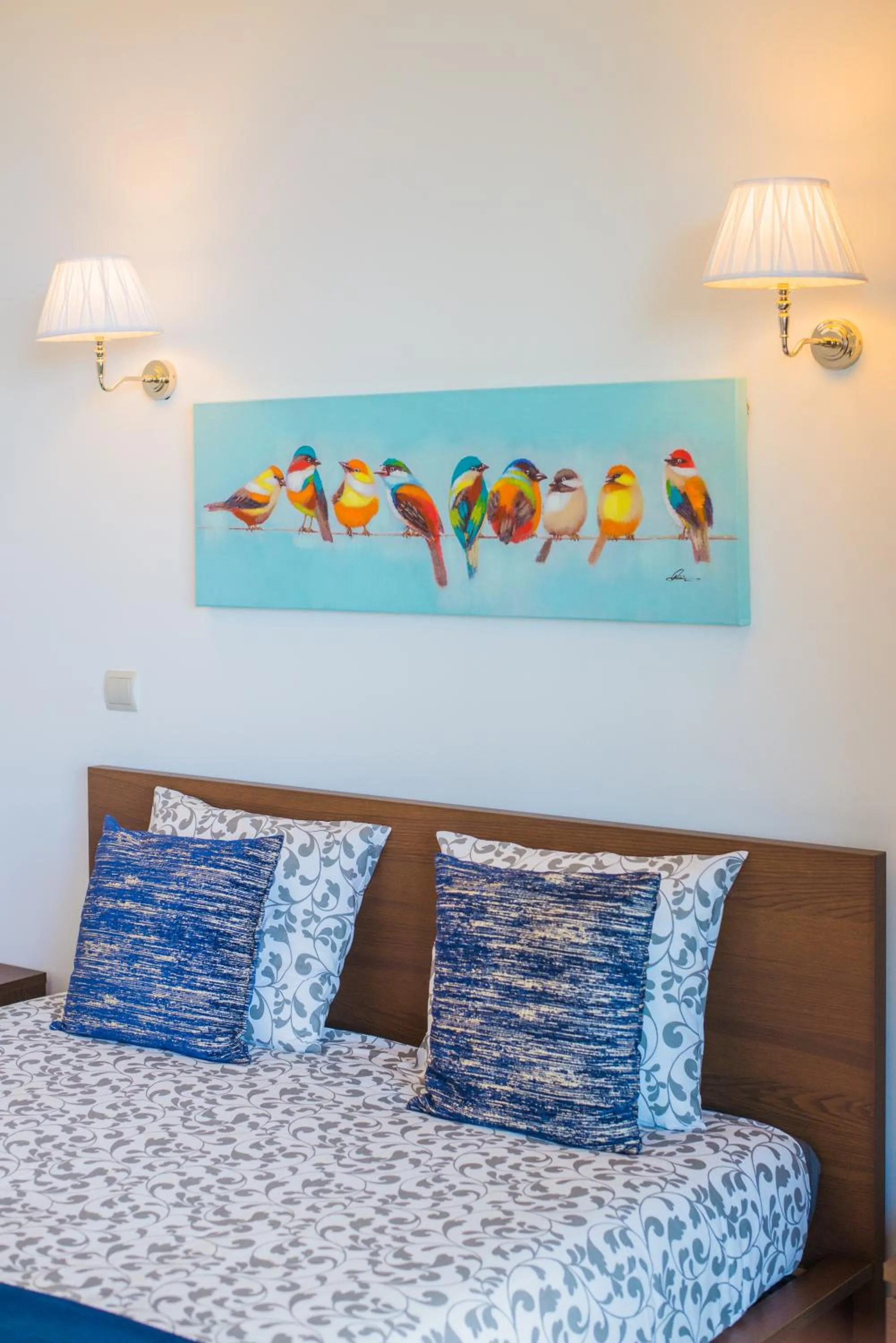 Bedroom, Bed in The Bay View - by LovelyStay