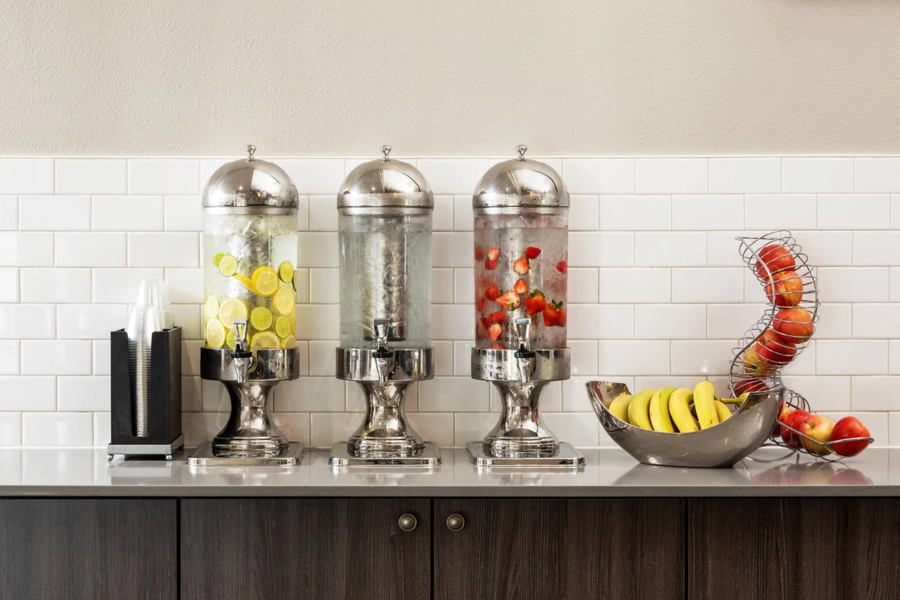 Lounge or bar in Residence Inn San Diego La Jolla