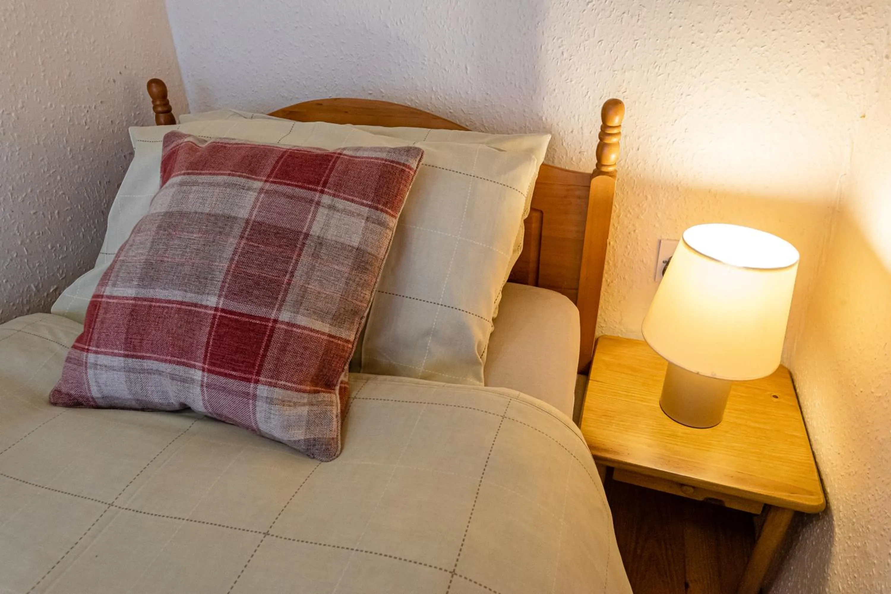 Bed in Aarondale Guest House
