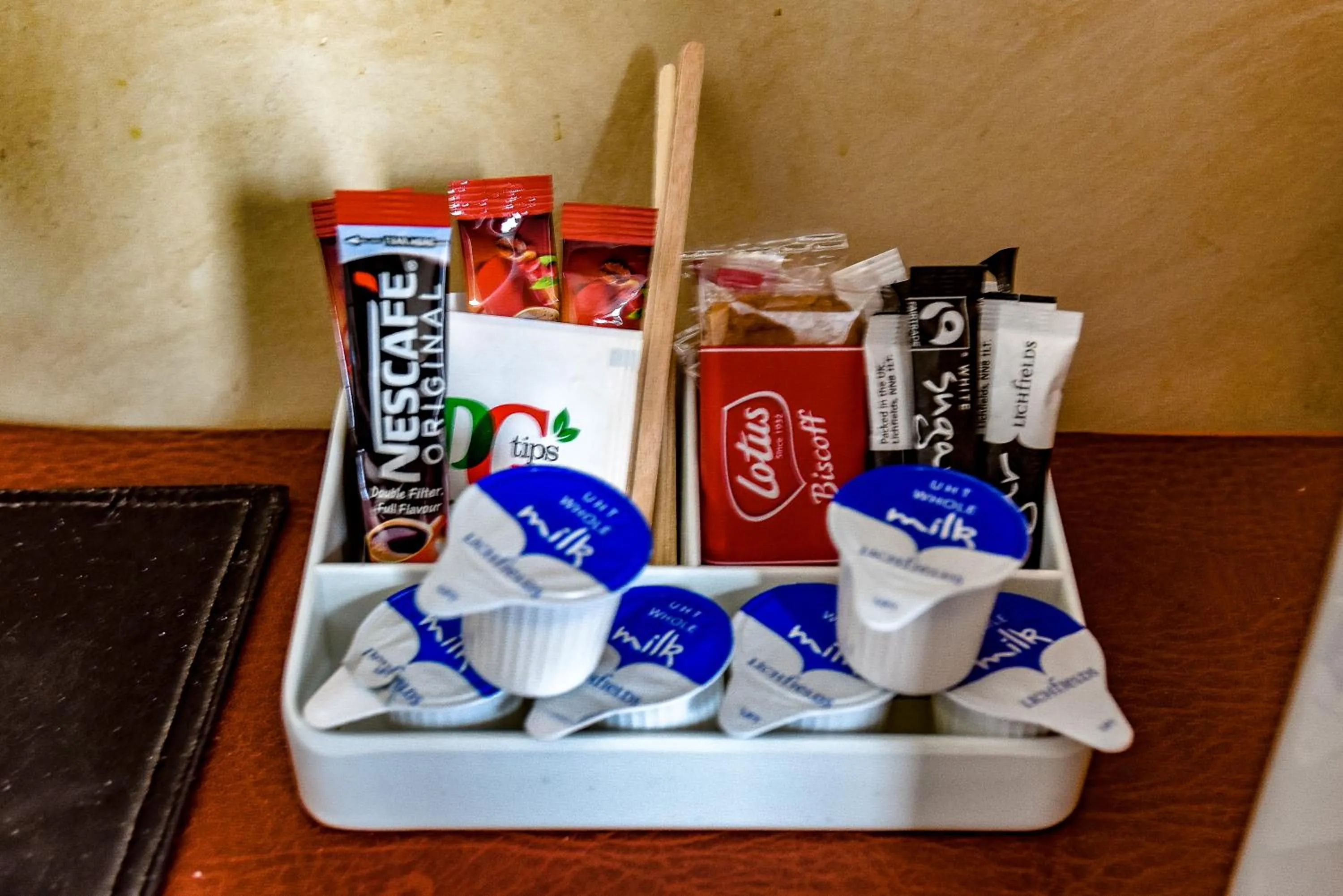 Coffee/tea facilities in Aarondale Guest House