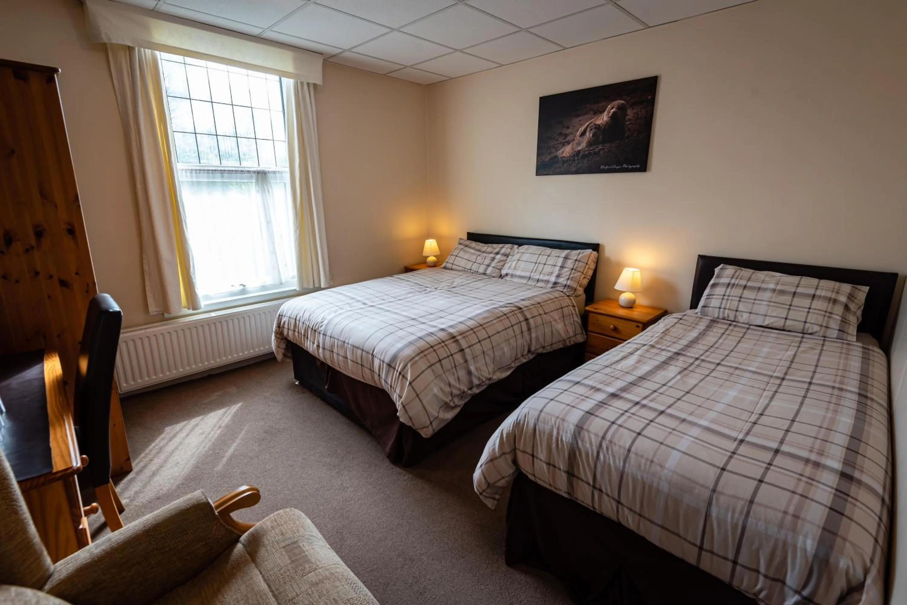 Bedroom, Bed in Aarondale Guest House