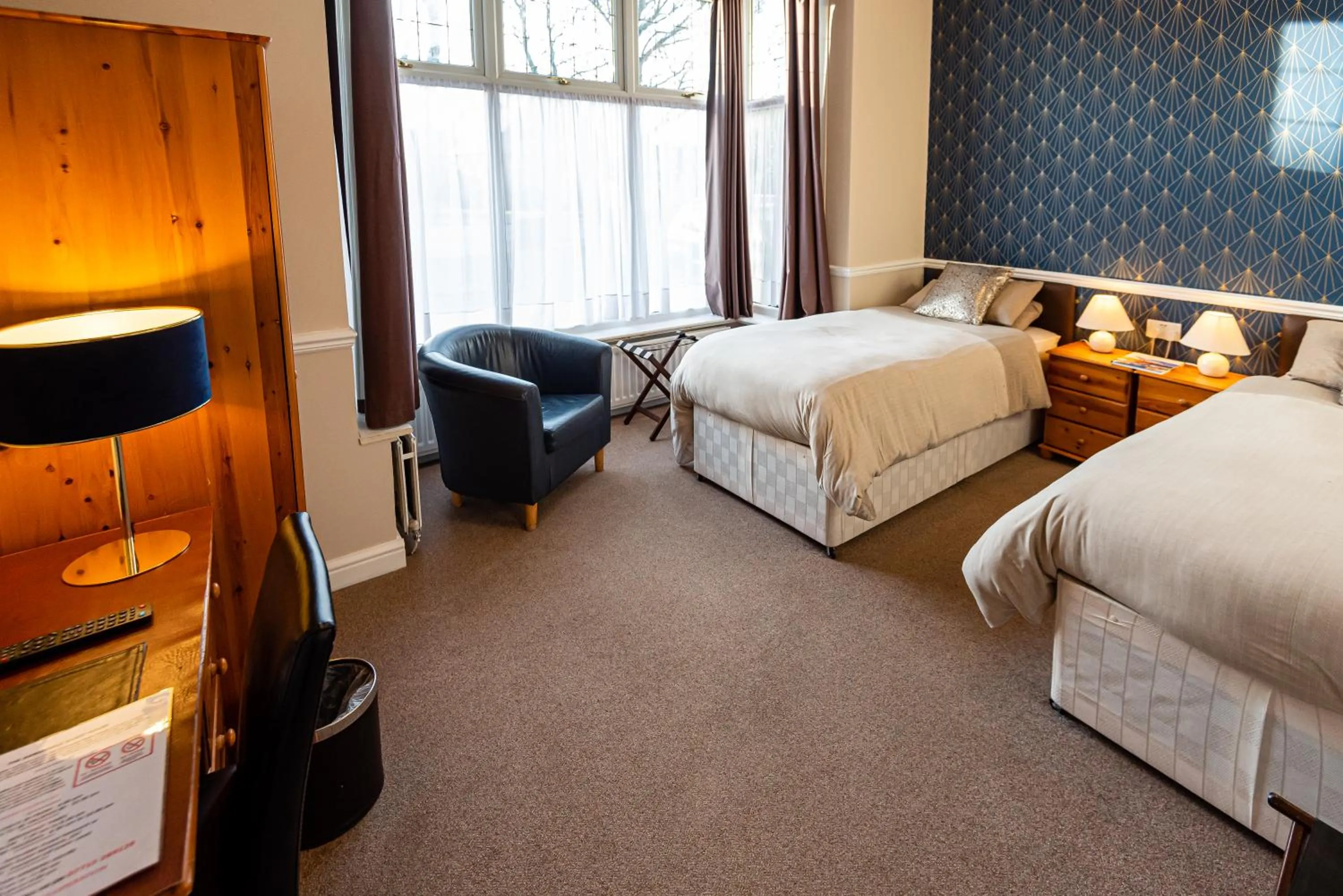 Photo of the whole room, Bed in Aarondale Guest House