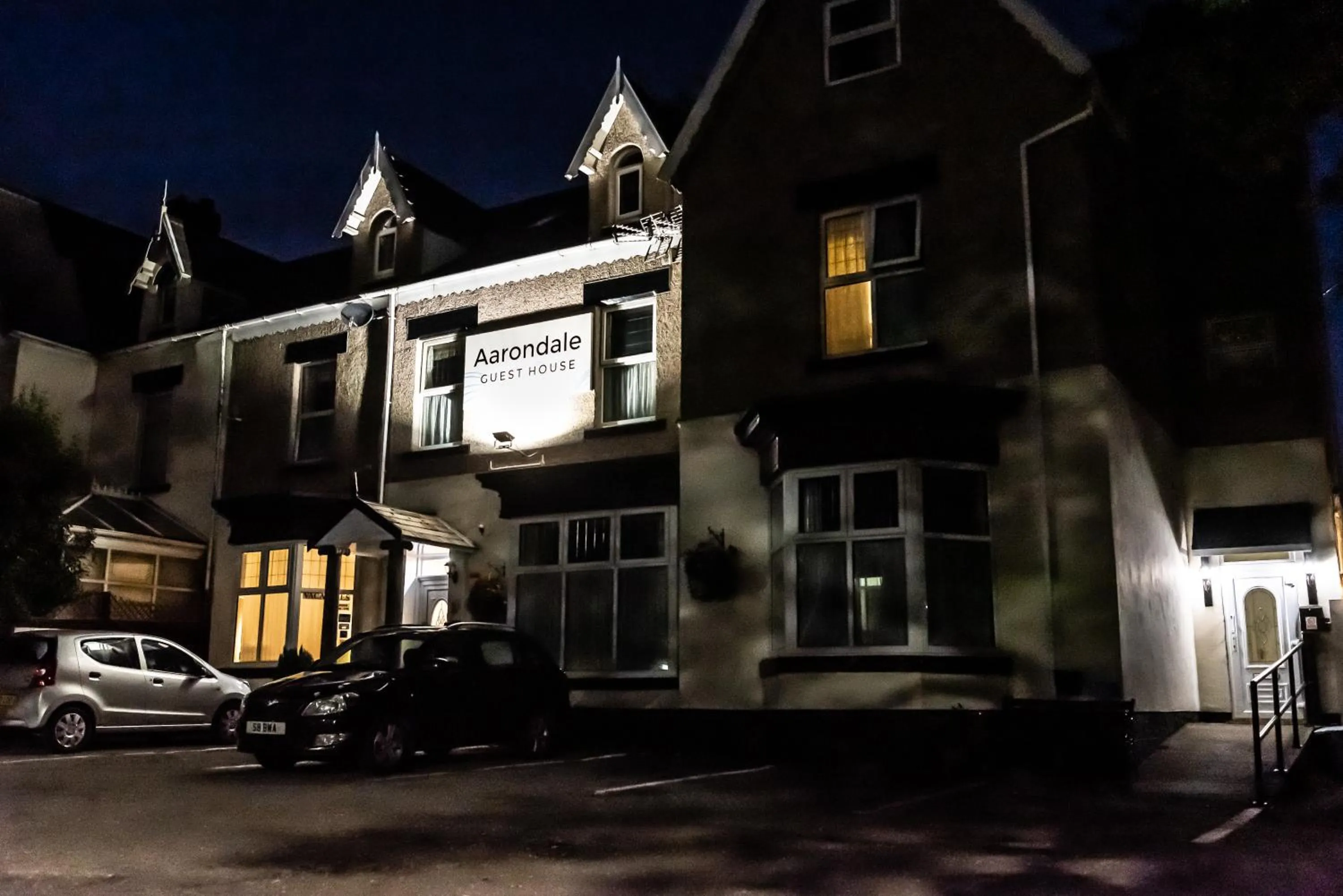 Property building in Aarondale Guest House