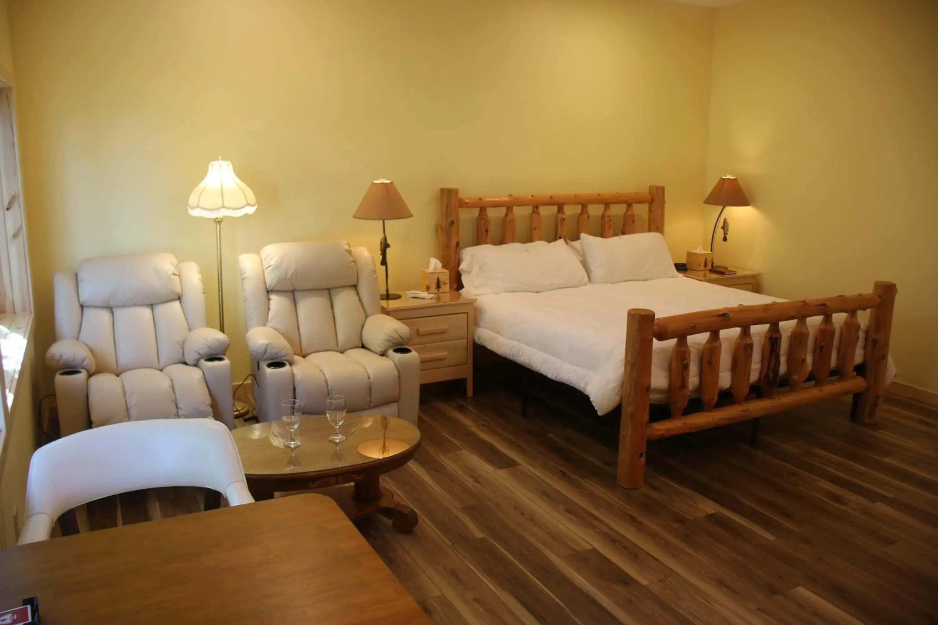 Bed in Leech Lake Resort Bed & Breakfast Bed in Leech Lake Resort Bed & Breakfast