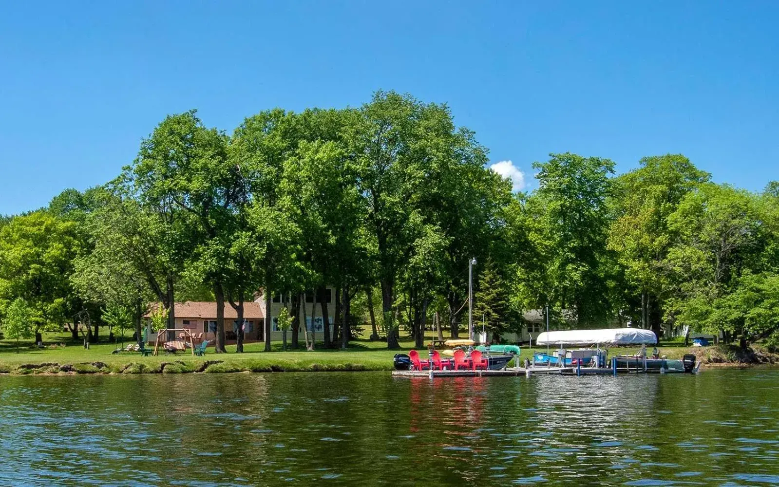 Property building in Leech Lake Resort Bed & Breakfast Property building in Leech Lake Resort Bed & Breakfast