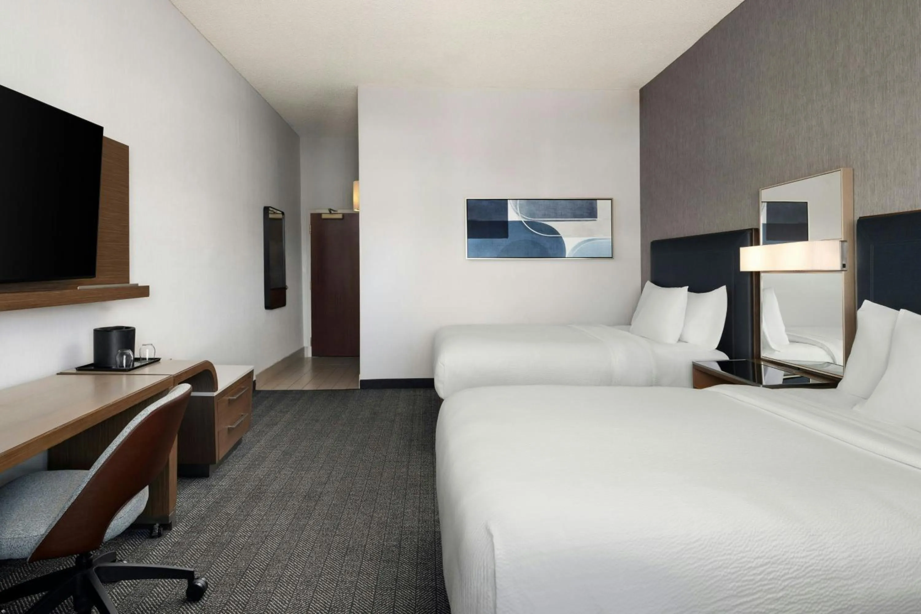 Photo of the whole room, Bed in Courtyard by Marriott Henderson - Green Valley - Las Vegas