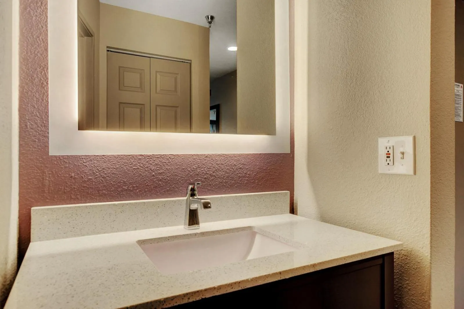Bathroom in La Quinta Inn & Suites by Wyndham Las Vegas Nellis