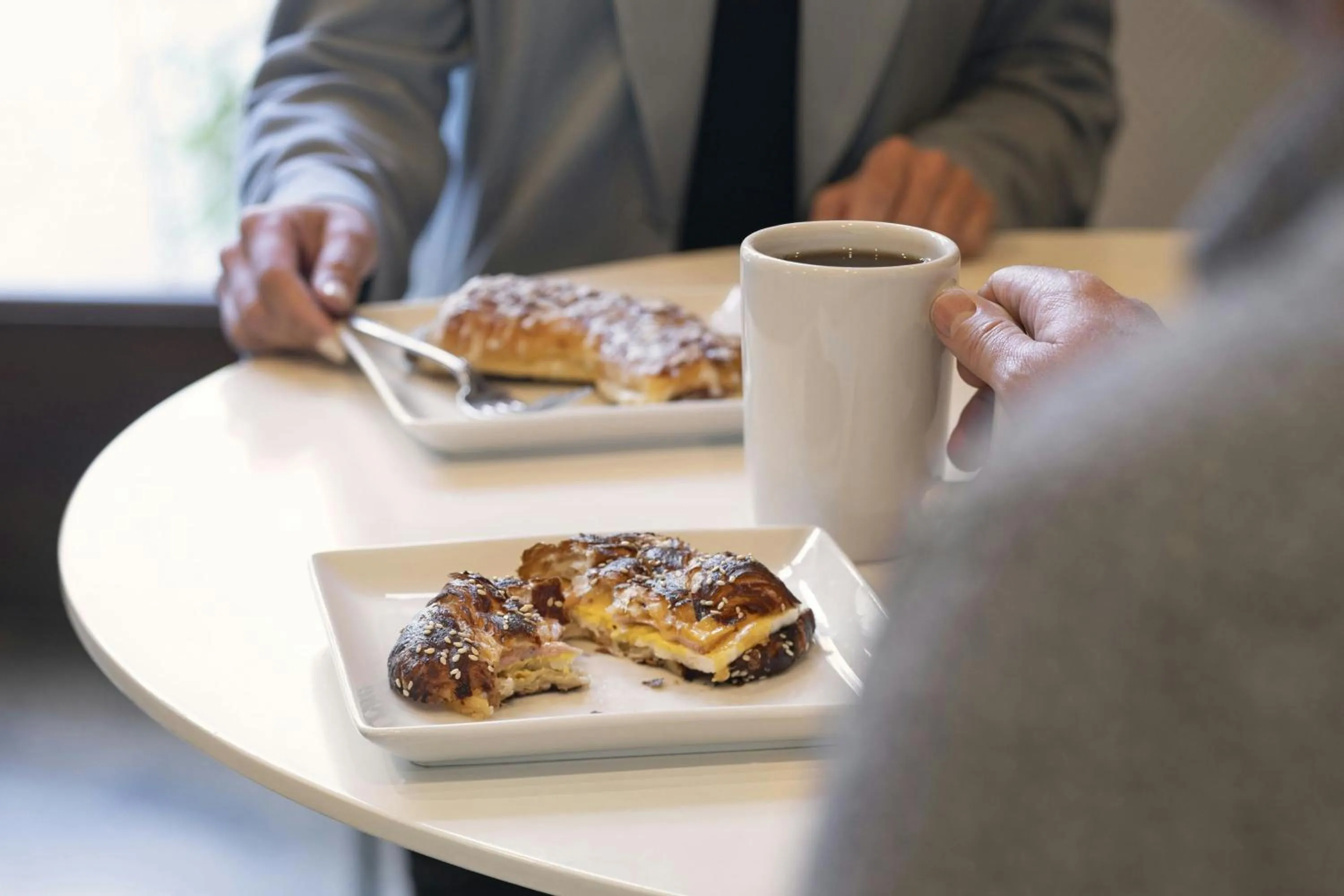 Restaurant/places to eat in Torrance Marriott Redondo Beach