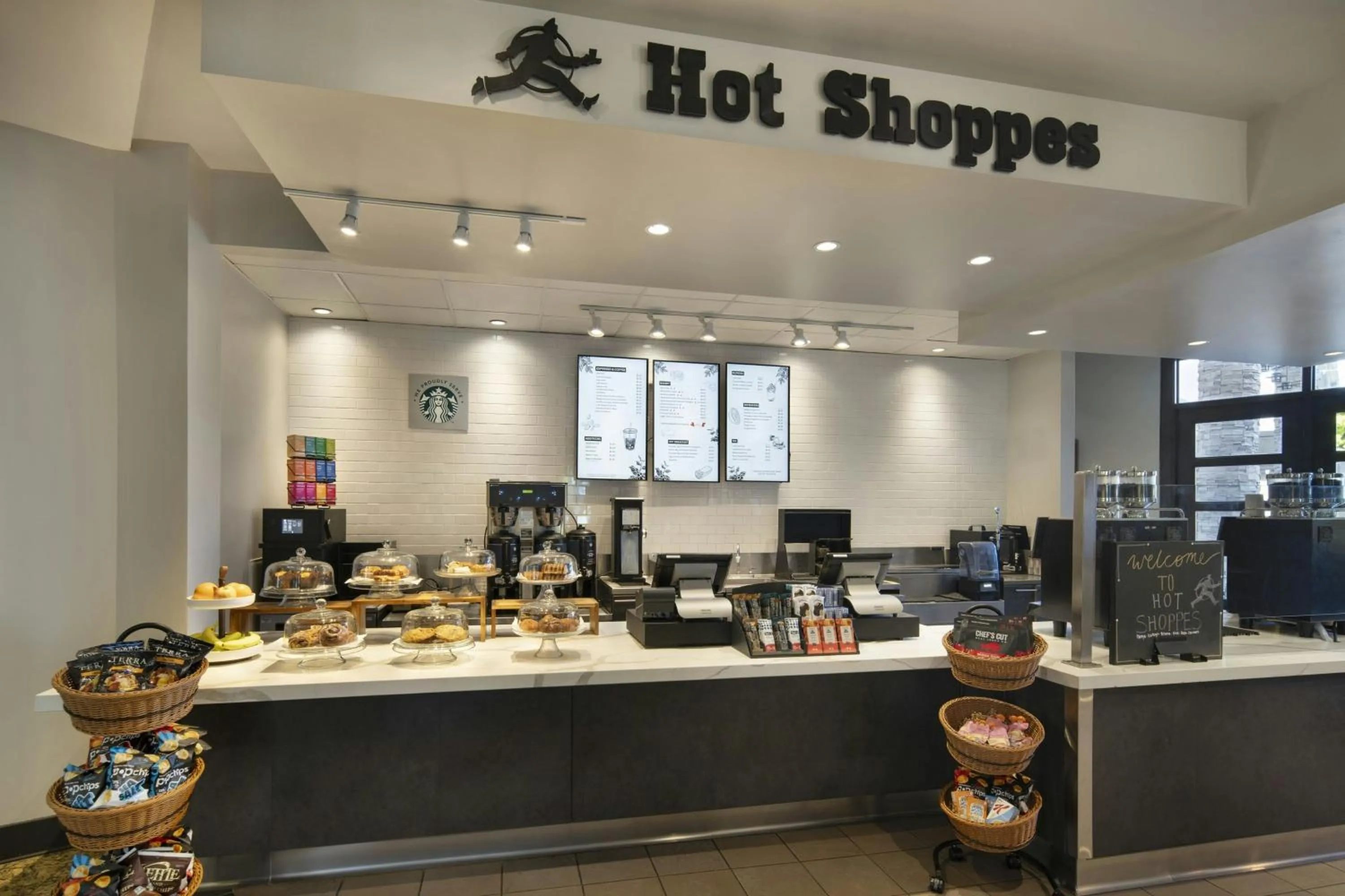 Restaurant/places to eat in Torrance Marriott Redondo Beach