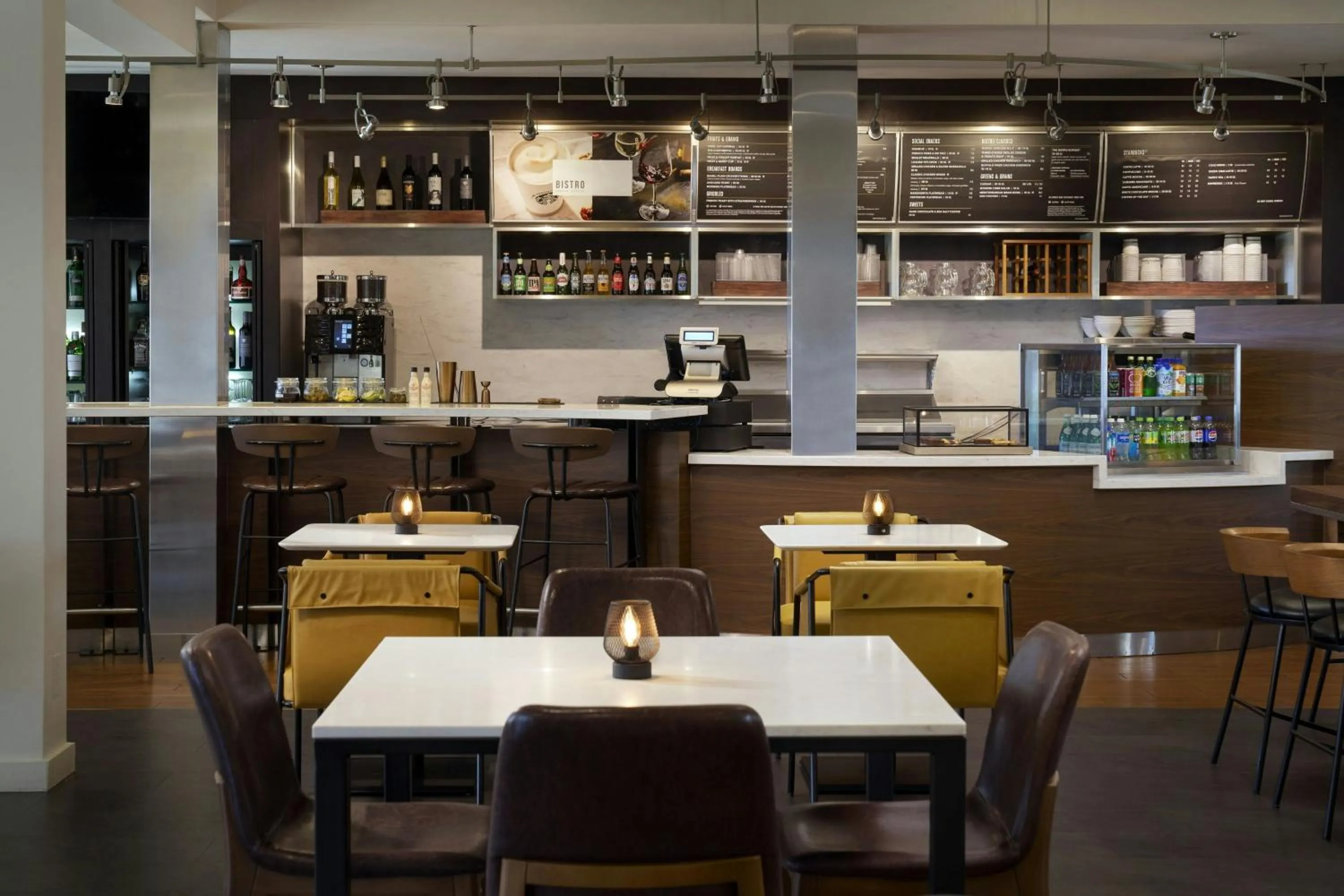 Restaurant/places to eat in Courtyard Los Angeles Torrance/Palos Verdes