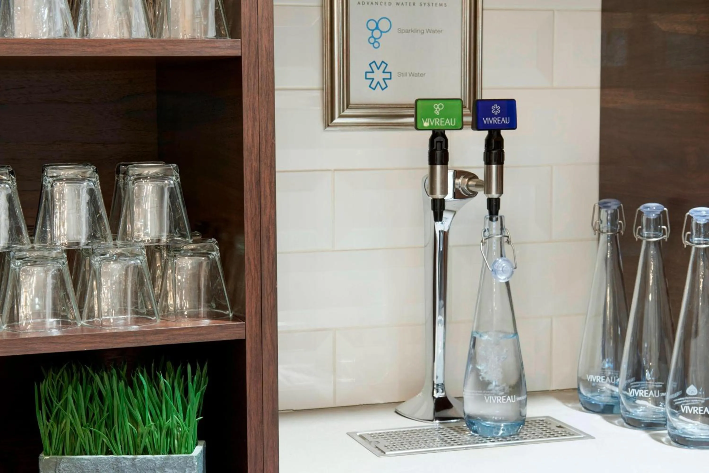 Lounge or bar in Kansas City Airport Marriott