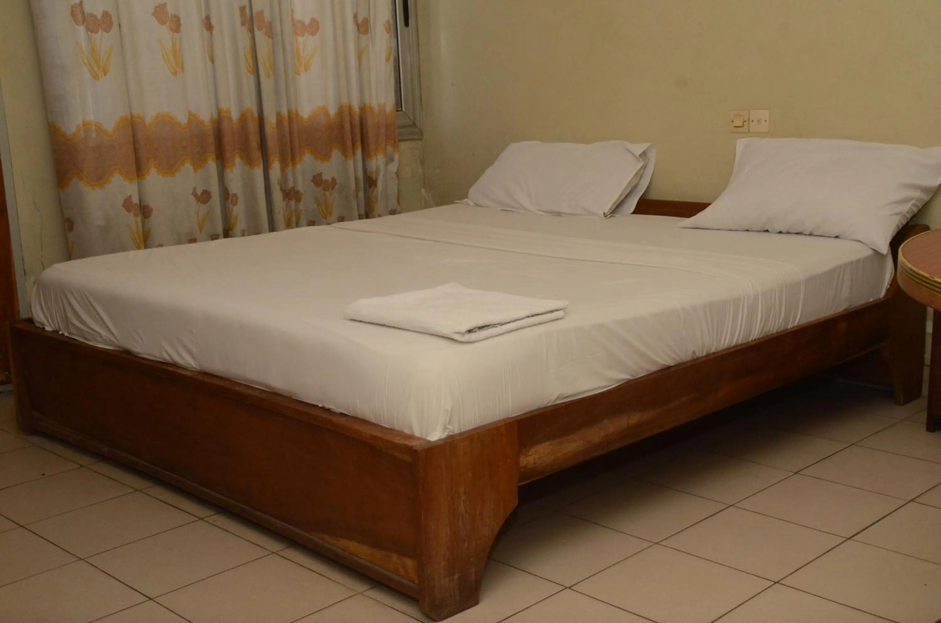 Bed in Hotel Ambassadors