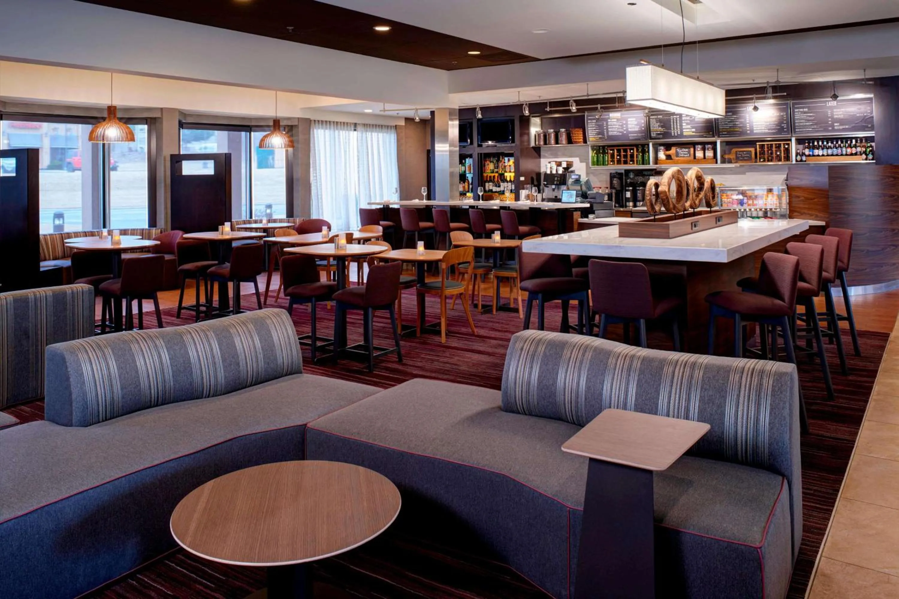 Restaurant/places to eat in Sonesta Select Kansas City Airport Tiffany Springs