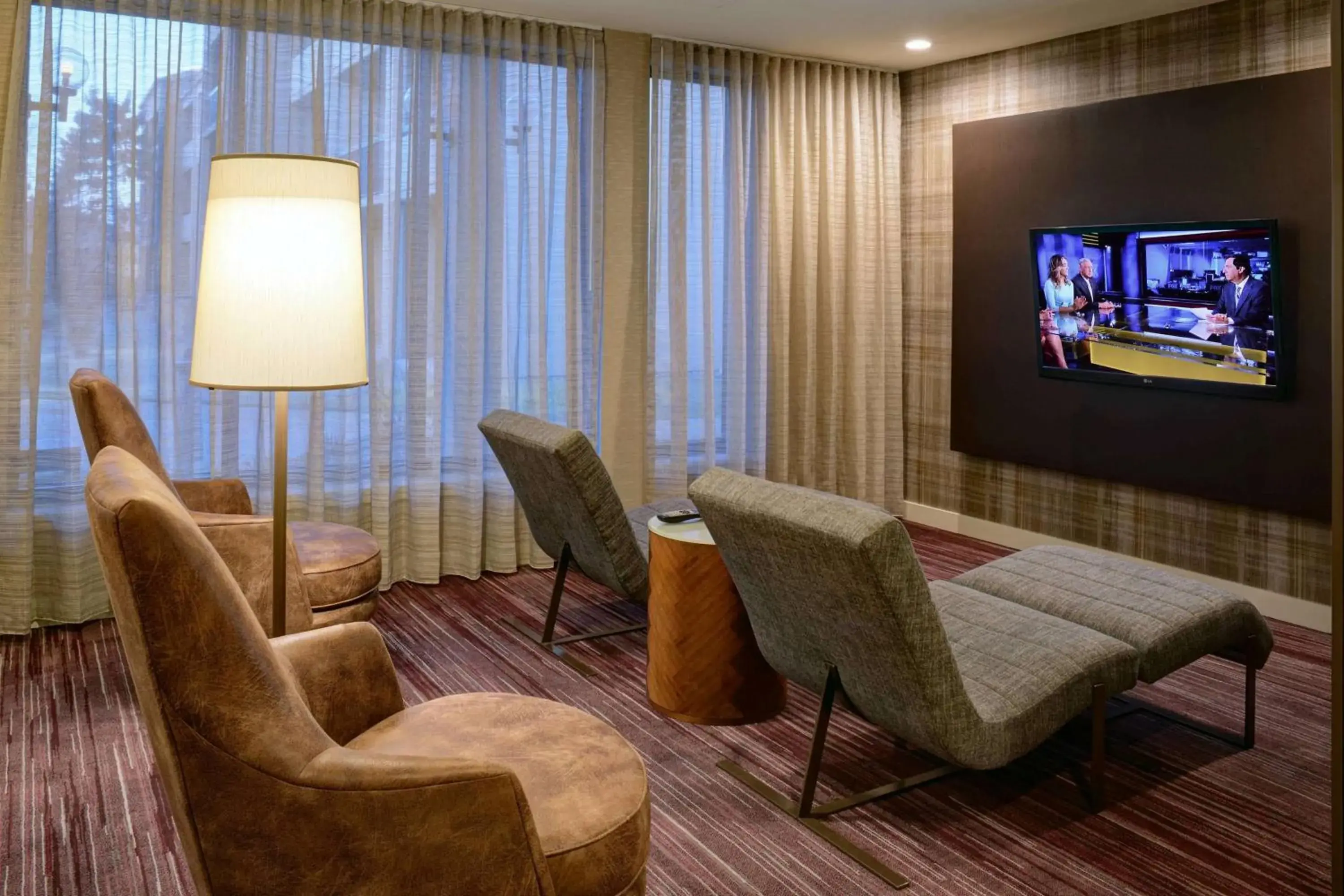 Lobby or reception in Sonesta Select Kansas City South Overland Park Lobby or reception in Sonesta Select Kansas City South Overland Park