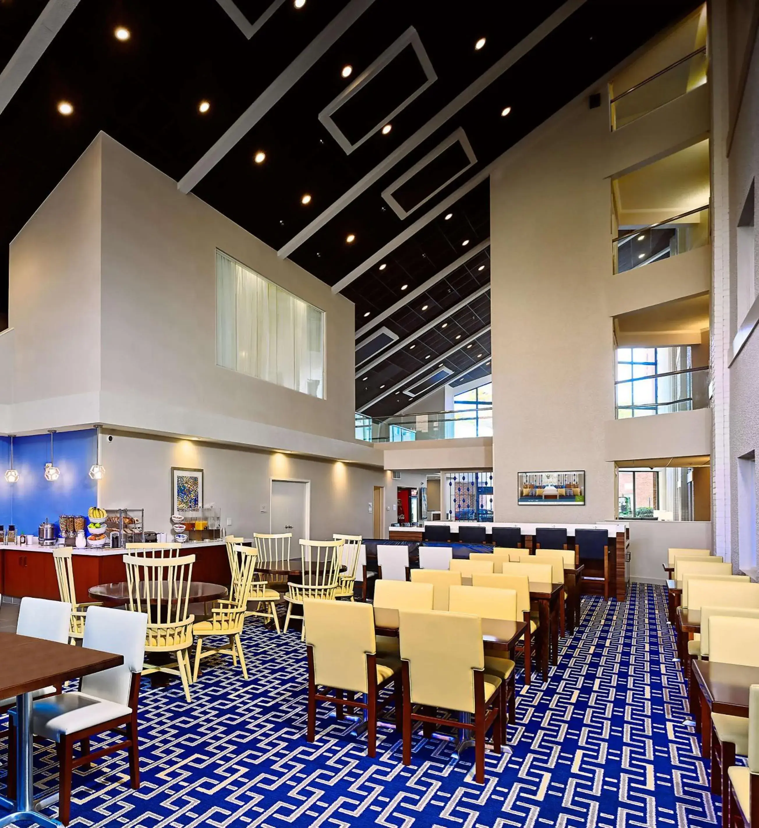 Restaurant/places to eat in Sonesta Simply Suites Memphis East Poplar Pike Restaurant/places to eat in Sonesta Simply Suites Memphis East Poplar Pike