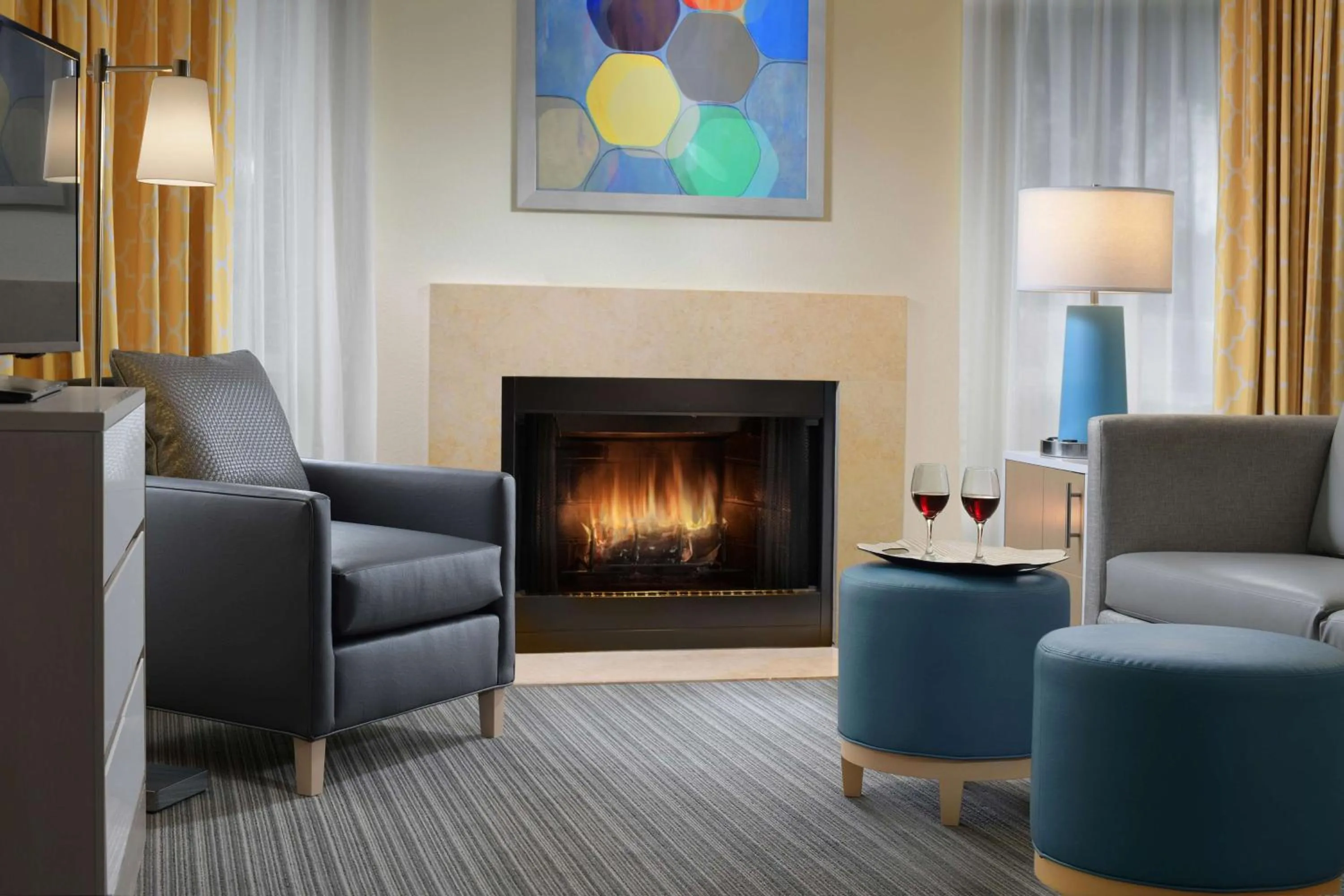 Photo of the whole room in Sonesta ES Suites Montgomery