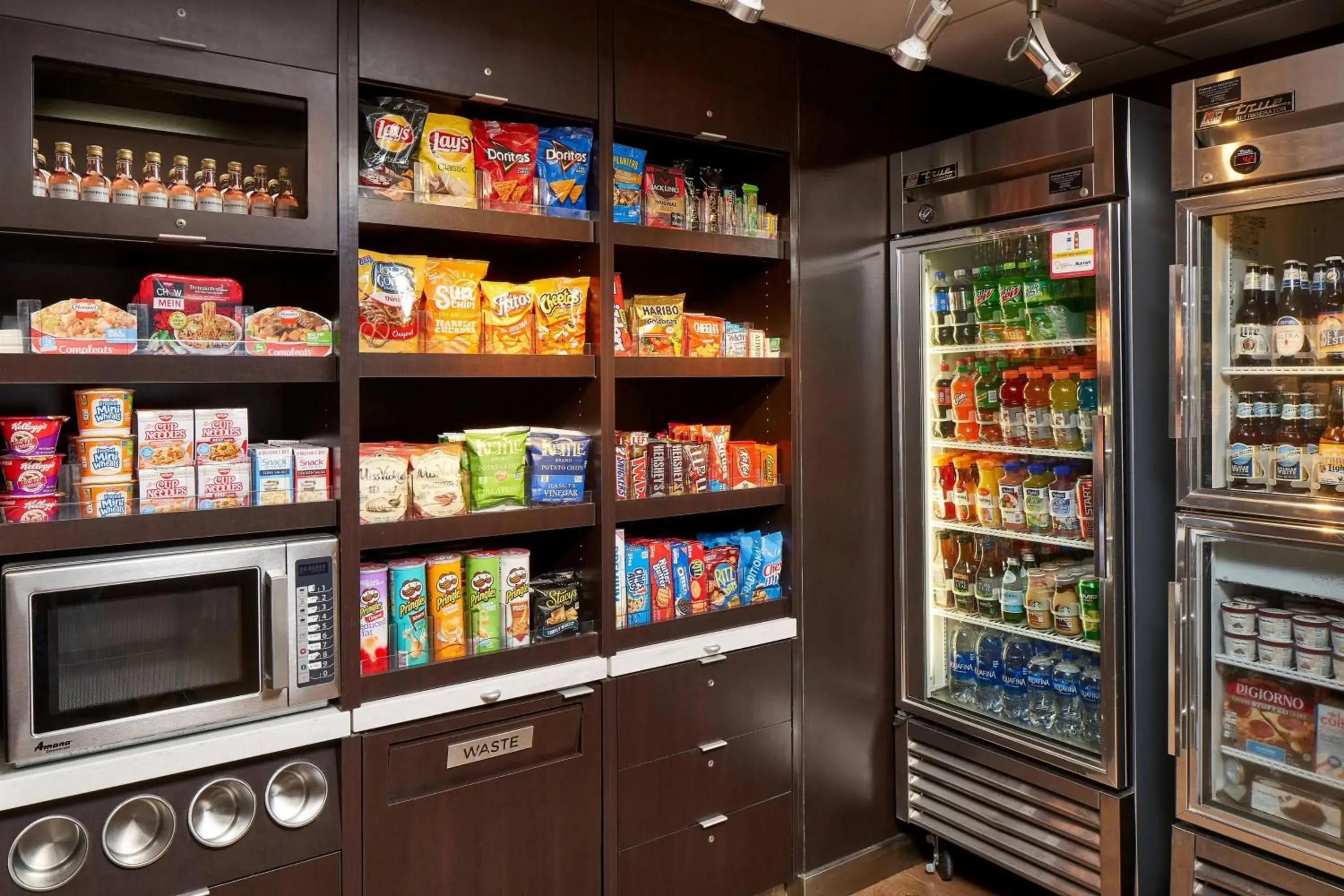 Restaurant/places to eat in Sonesta Select Miami Lakes Restaurant/places to eat in Sonesta Select Miami Lakes