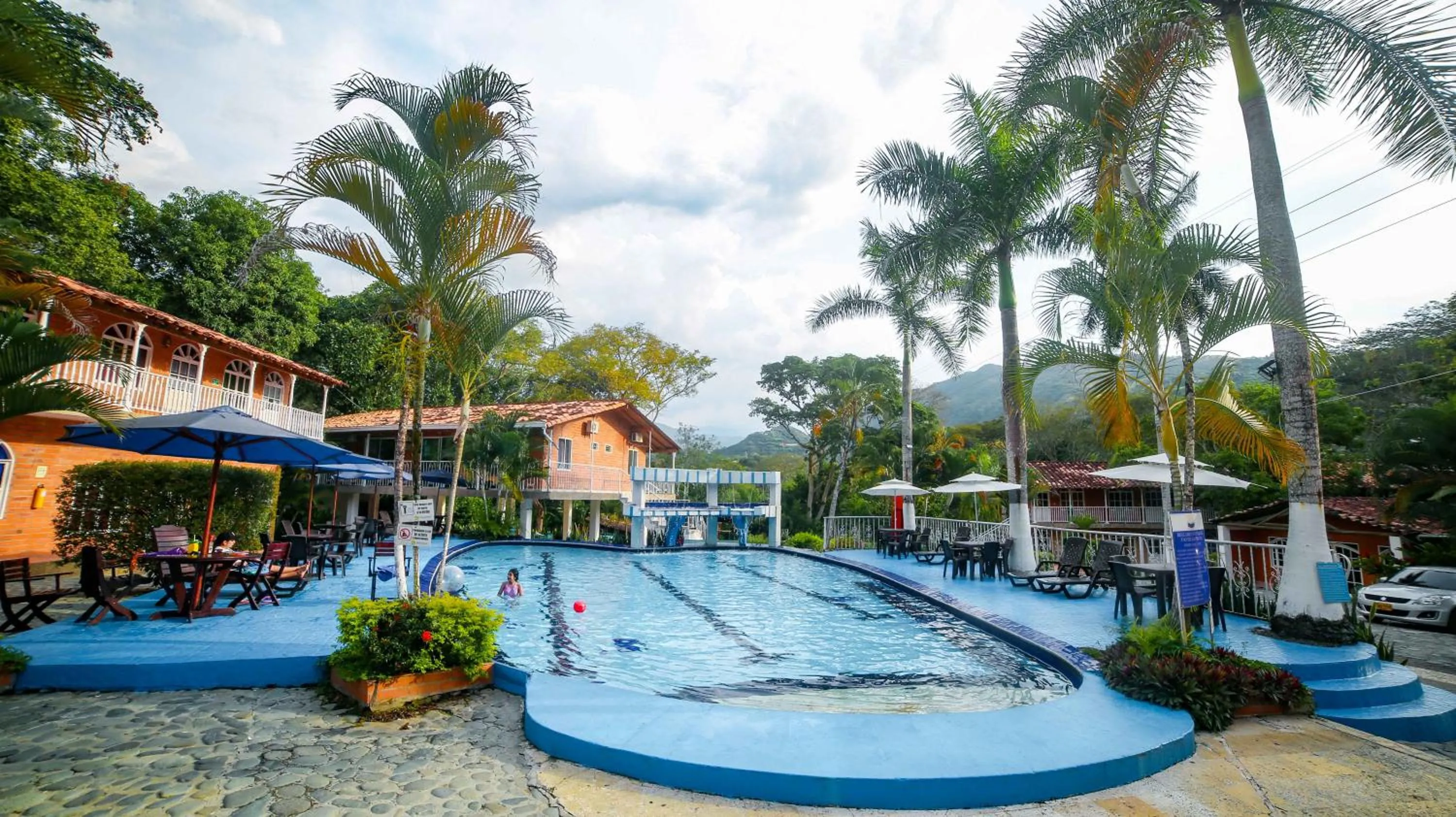 Portón de Occidente by Bernalo Hotels