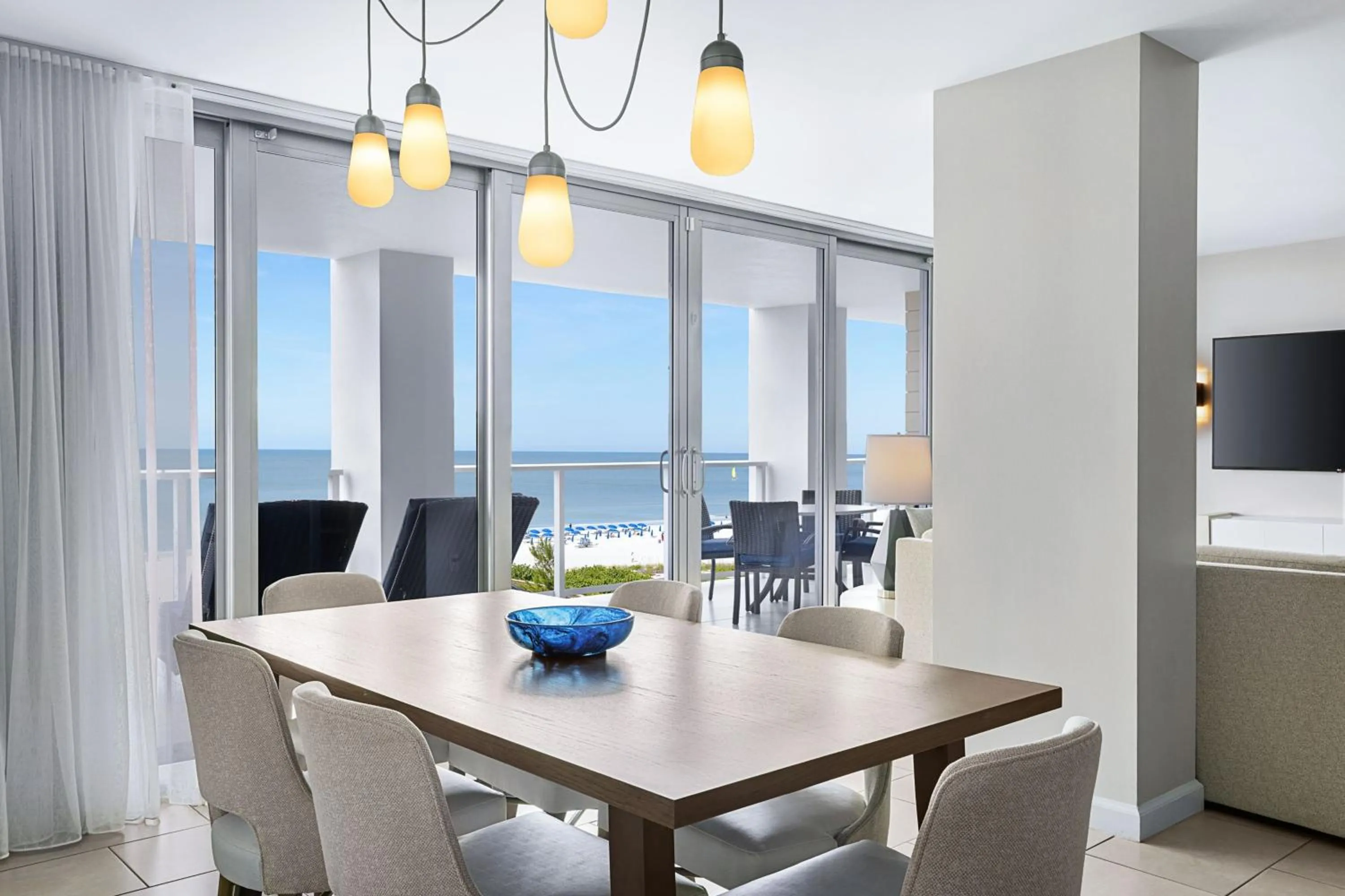 Living room in Marriott's Crystal Shores
