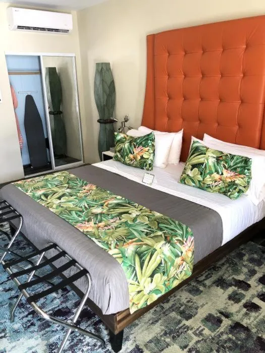 Bed in The Fred - Adults only Hotel