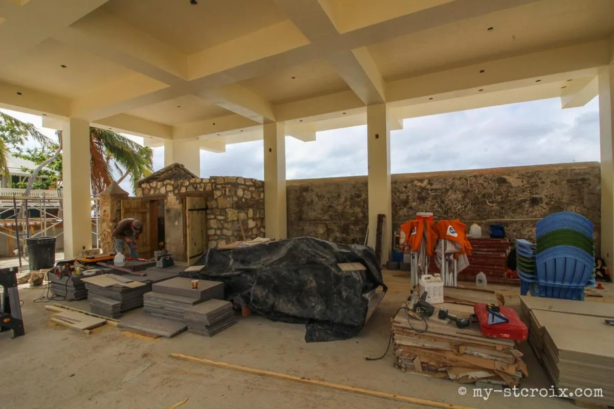 Meals in The Fred - Adults only Hotel