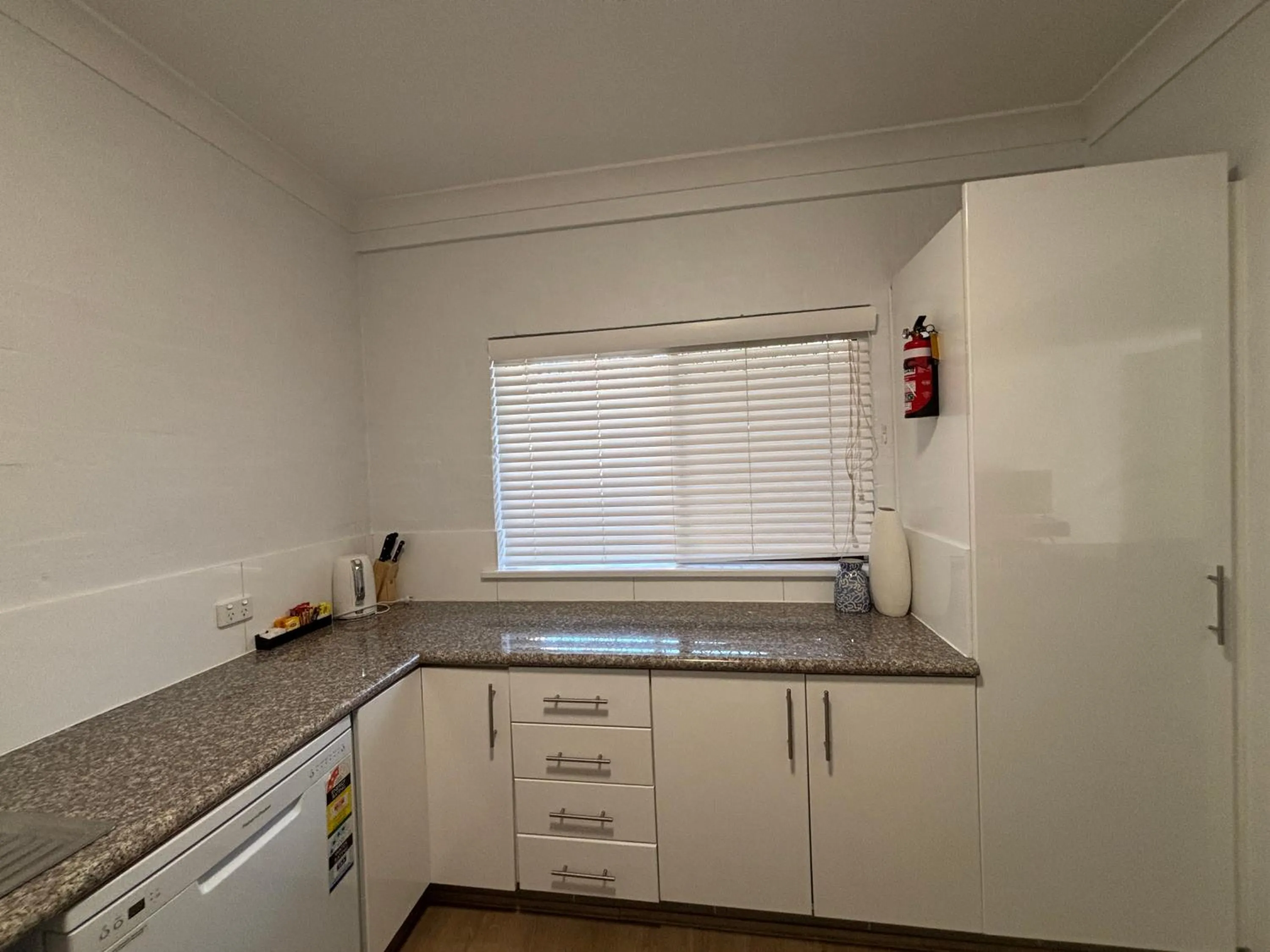 kitchen in Oxley Court Serviced Apartments