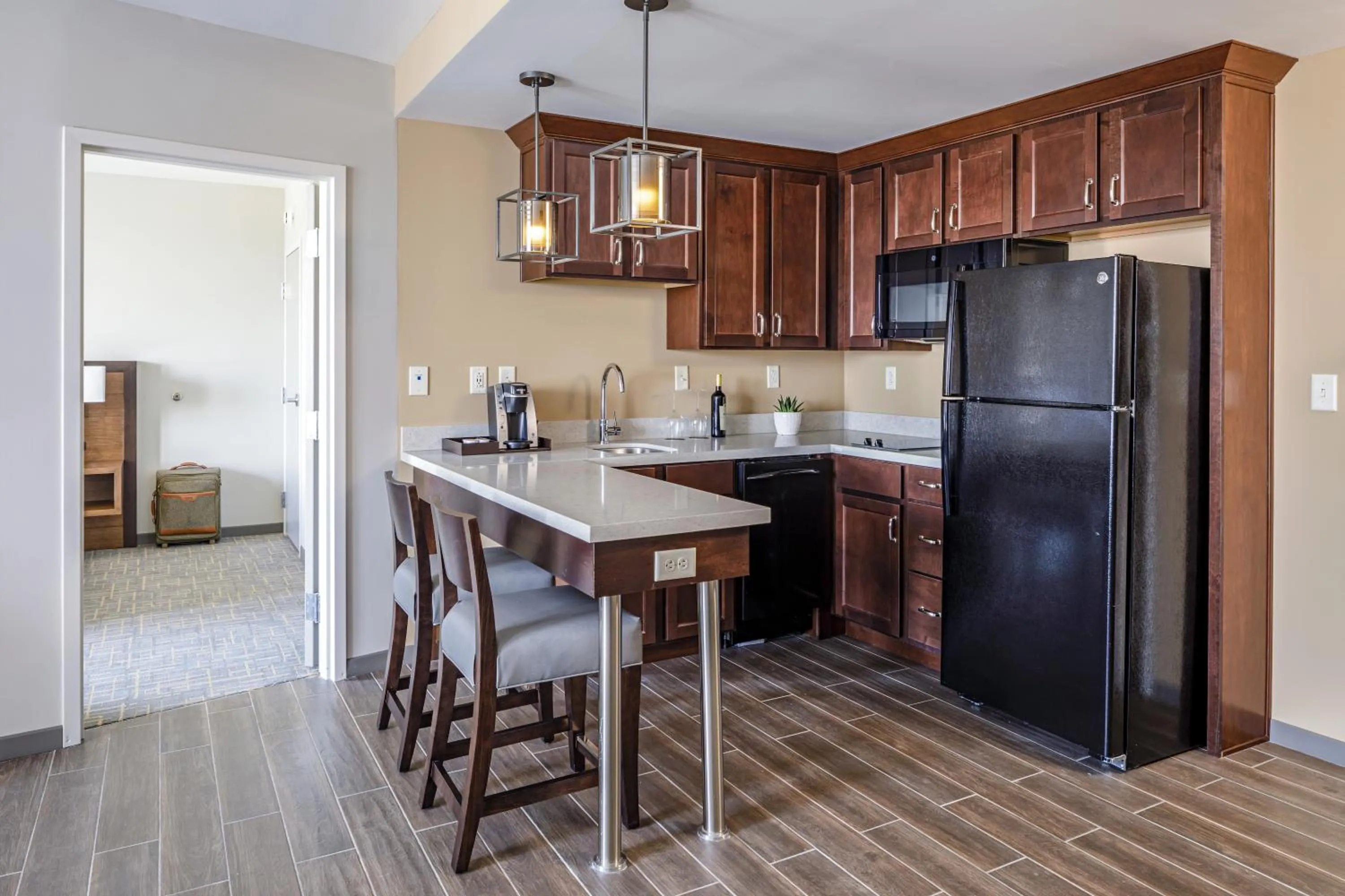 Kitchen or kitchenette in Hotel Madison & Shenandoah Conference Ctr.