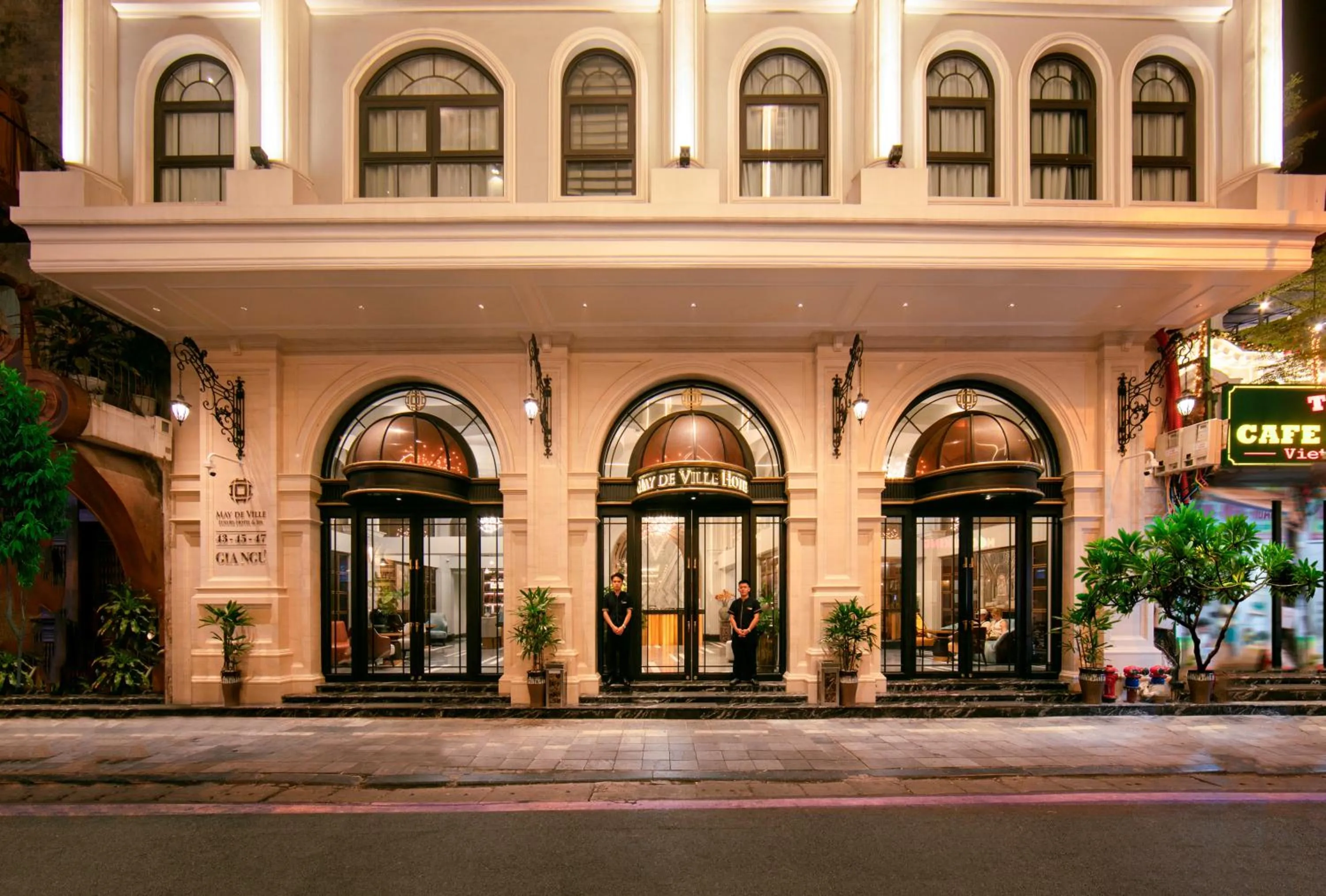 Property building in MAY DE VILLE Lakeside Hotel