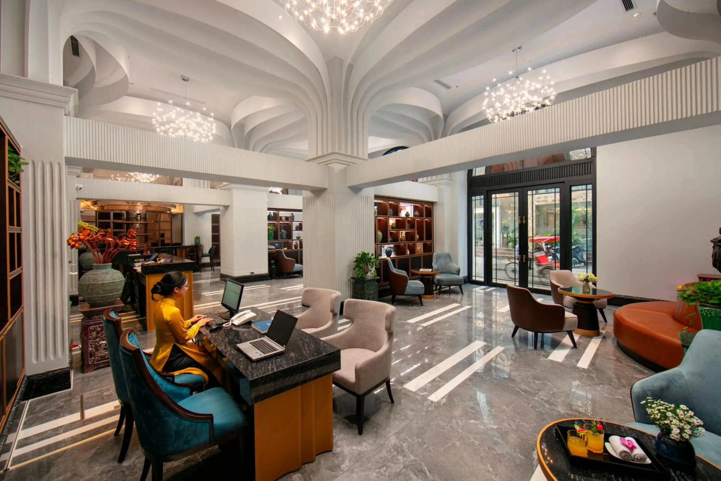 Lobby or reception in MAY DE VILLE Lakeside Hotel Lobby or reception in MAY DE VILLE Lakeside Hotel