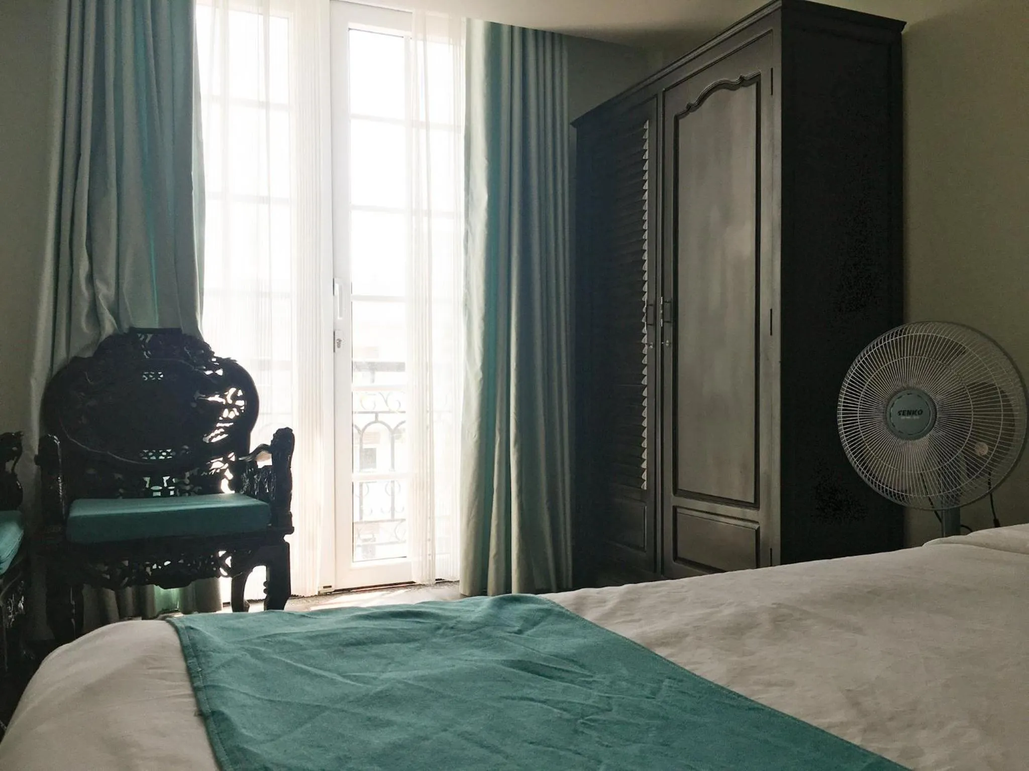 Bed in The Sunriver Boutique Hotel Hue