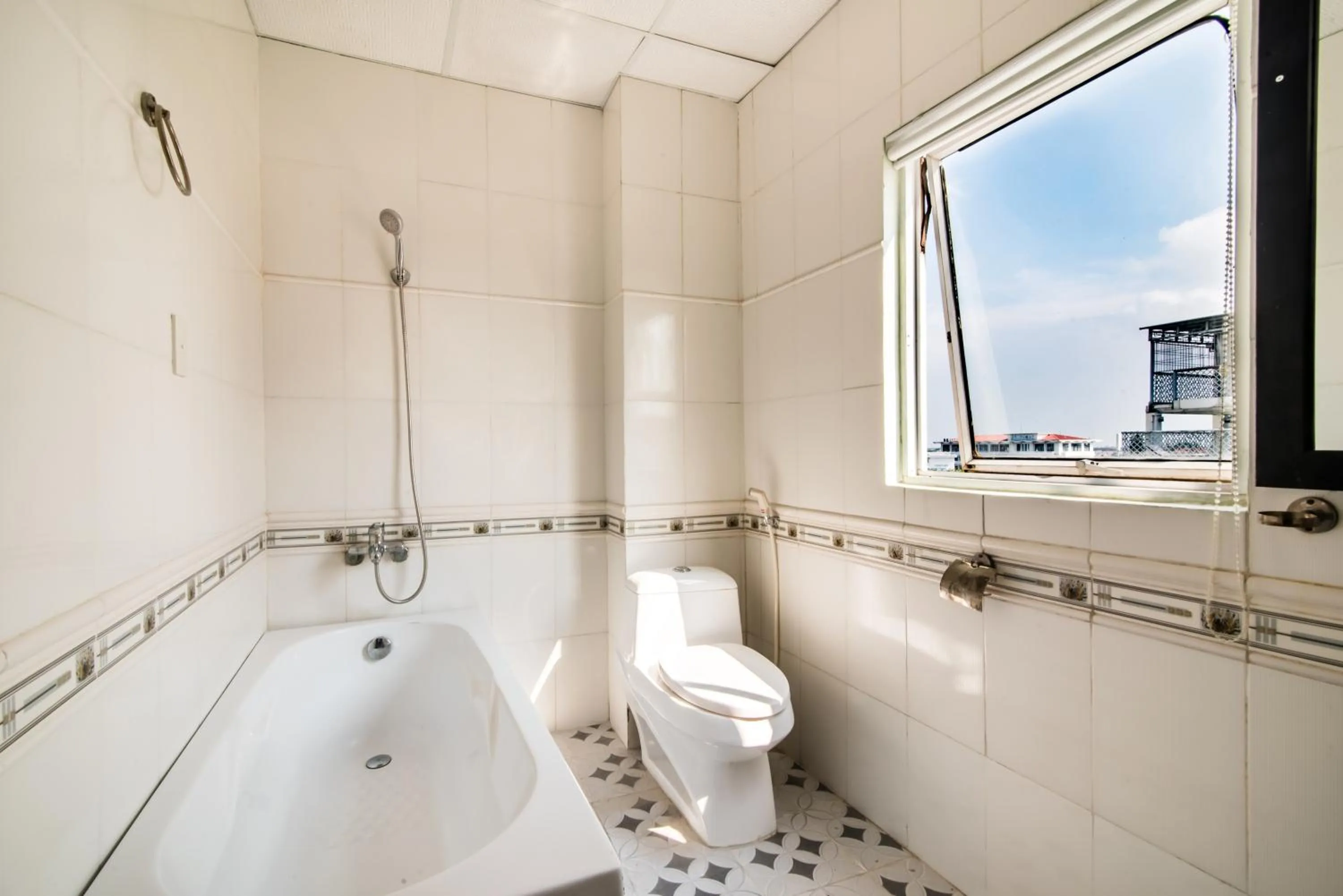 Toilet in The Sunriver Boutique Hotel Hue