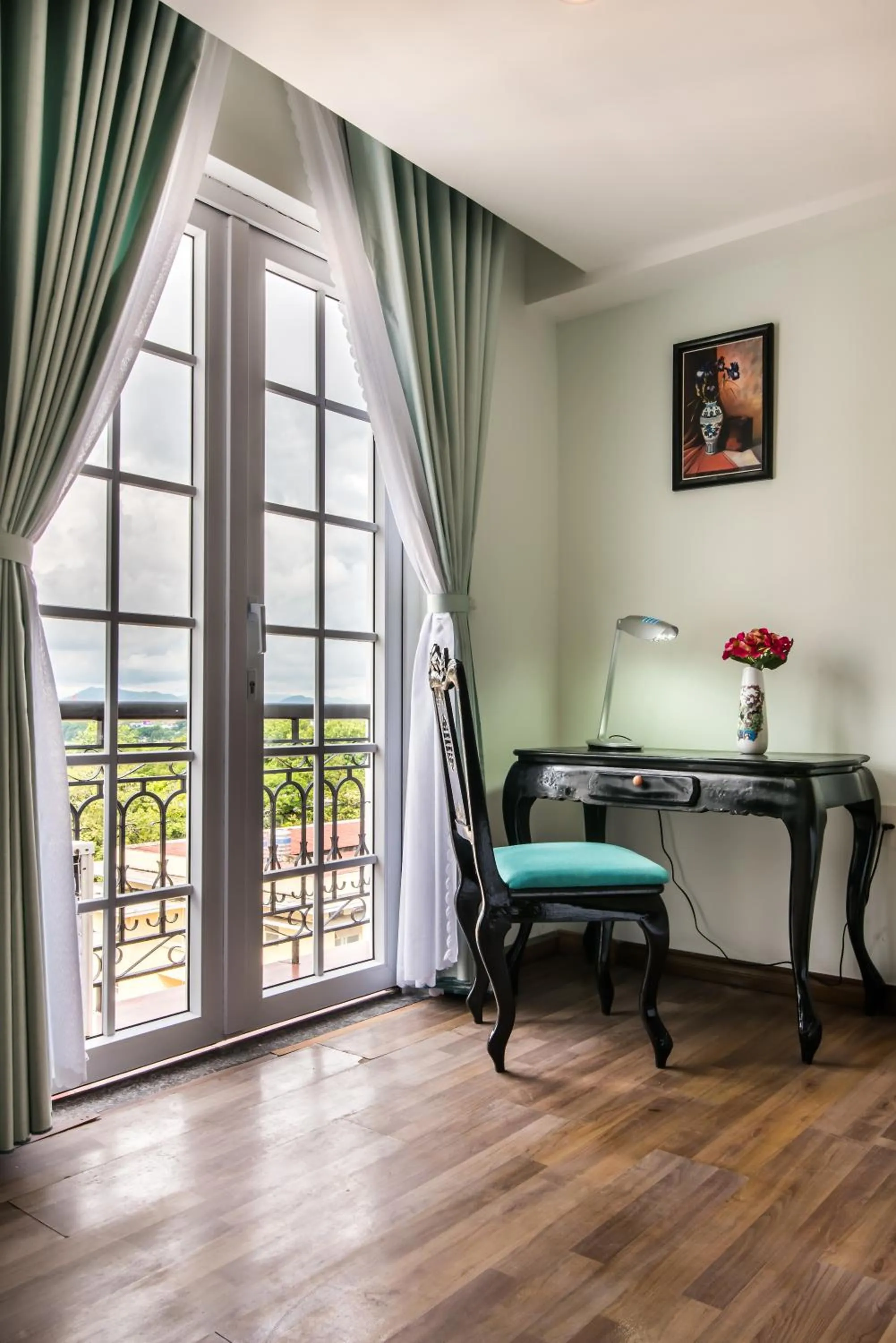 Living room in The Sunriver Boutique Hotel Hue