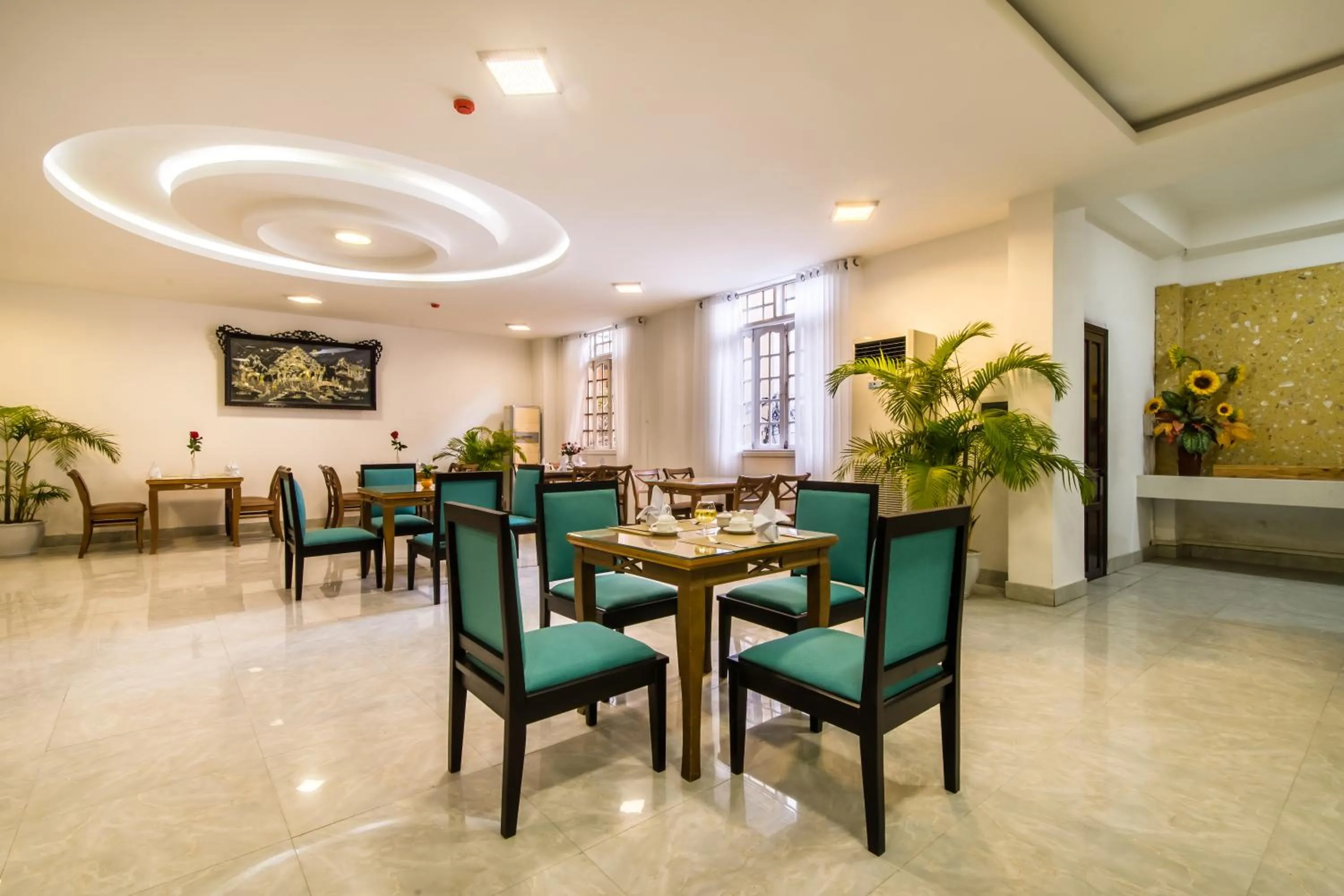 Restaurant/places to eat in The Sunriver Boutique Hotel Hue