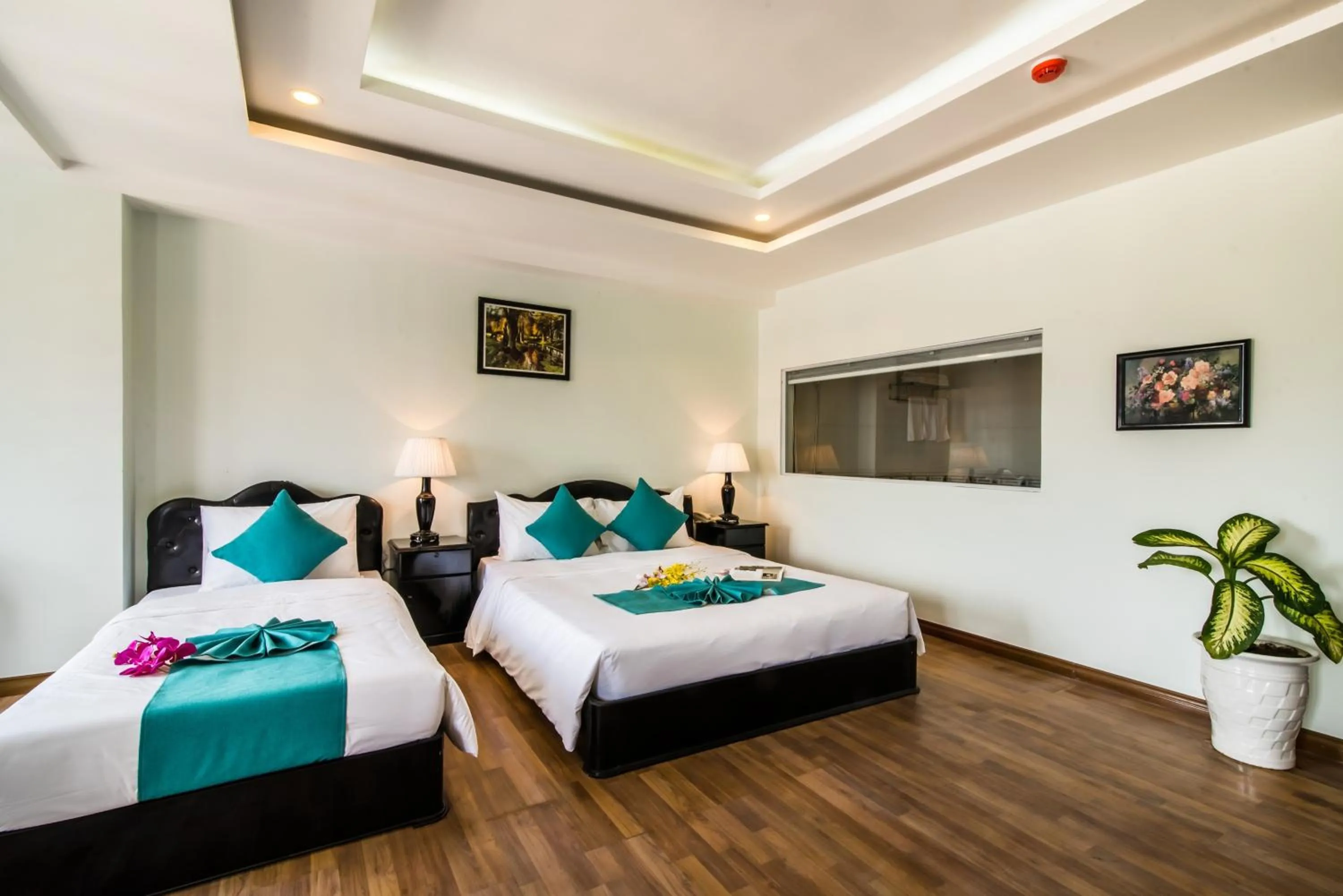 Bed in The Sunriver Boutique Hotel Hue