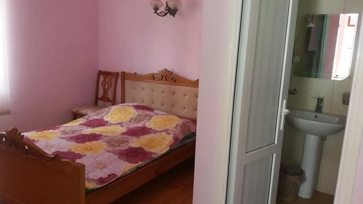 Bed in ASINE Dilijan